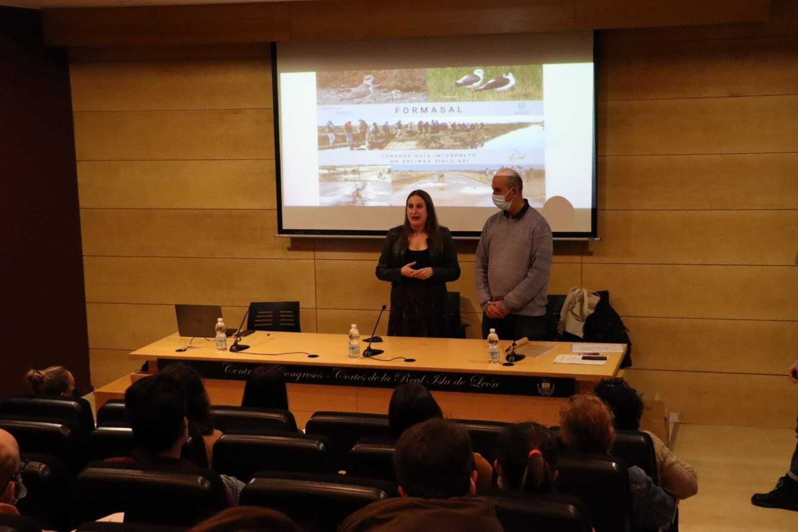 Inauguración curso para guías de salinas en San Fernando.