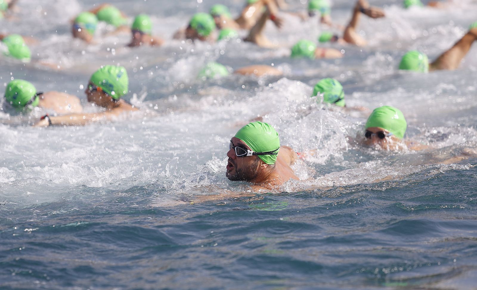 Fotos de la 60ª Travesía a Nado del Puerto de Málaga