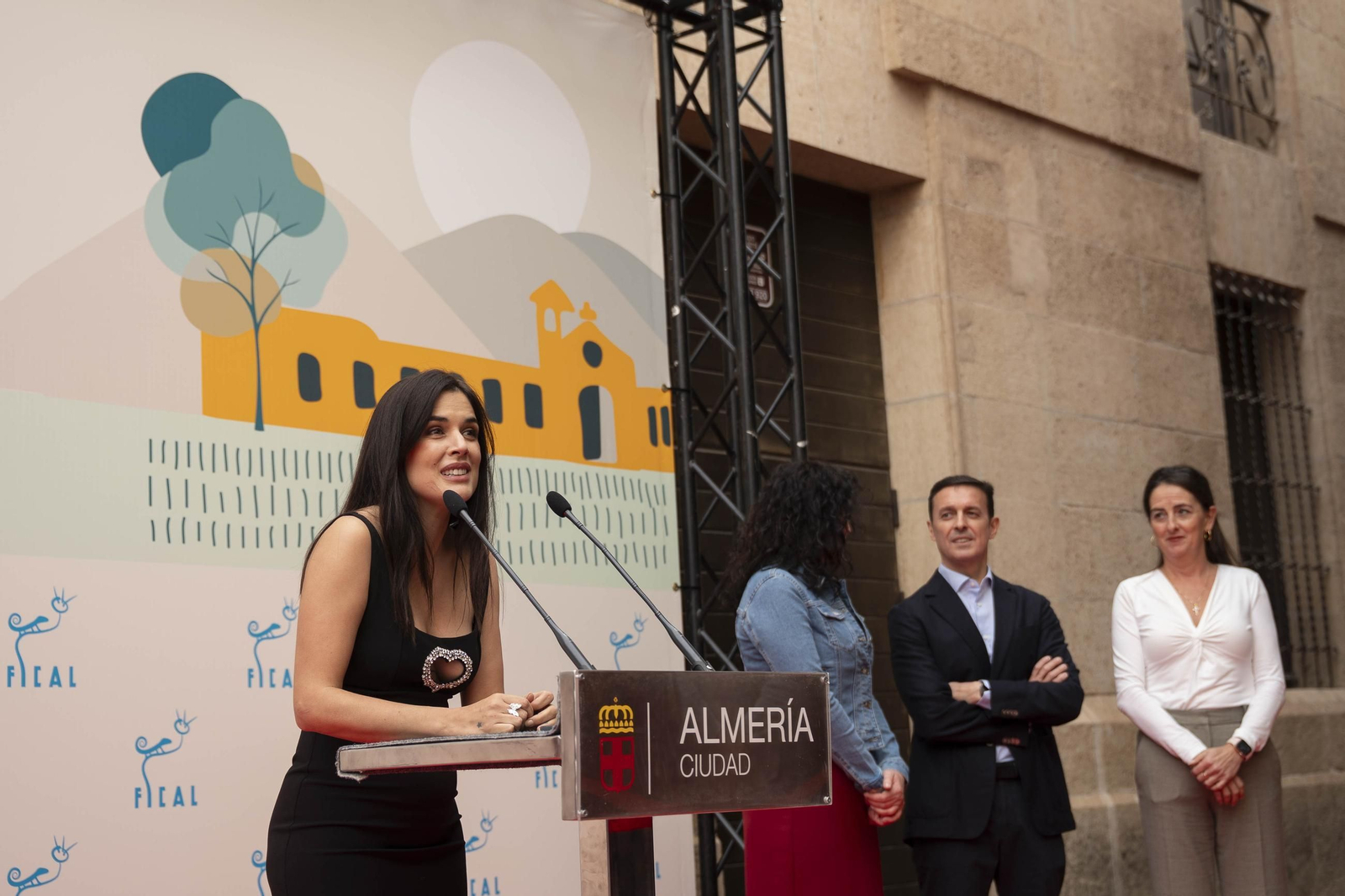 Las imágenes de Adriana Ugarte, Premio 'Almería, Tierra de Cine'
