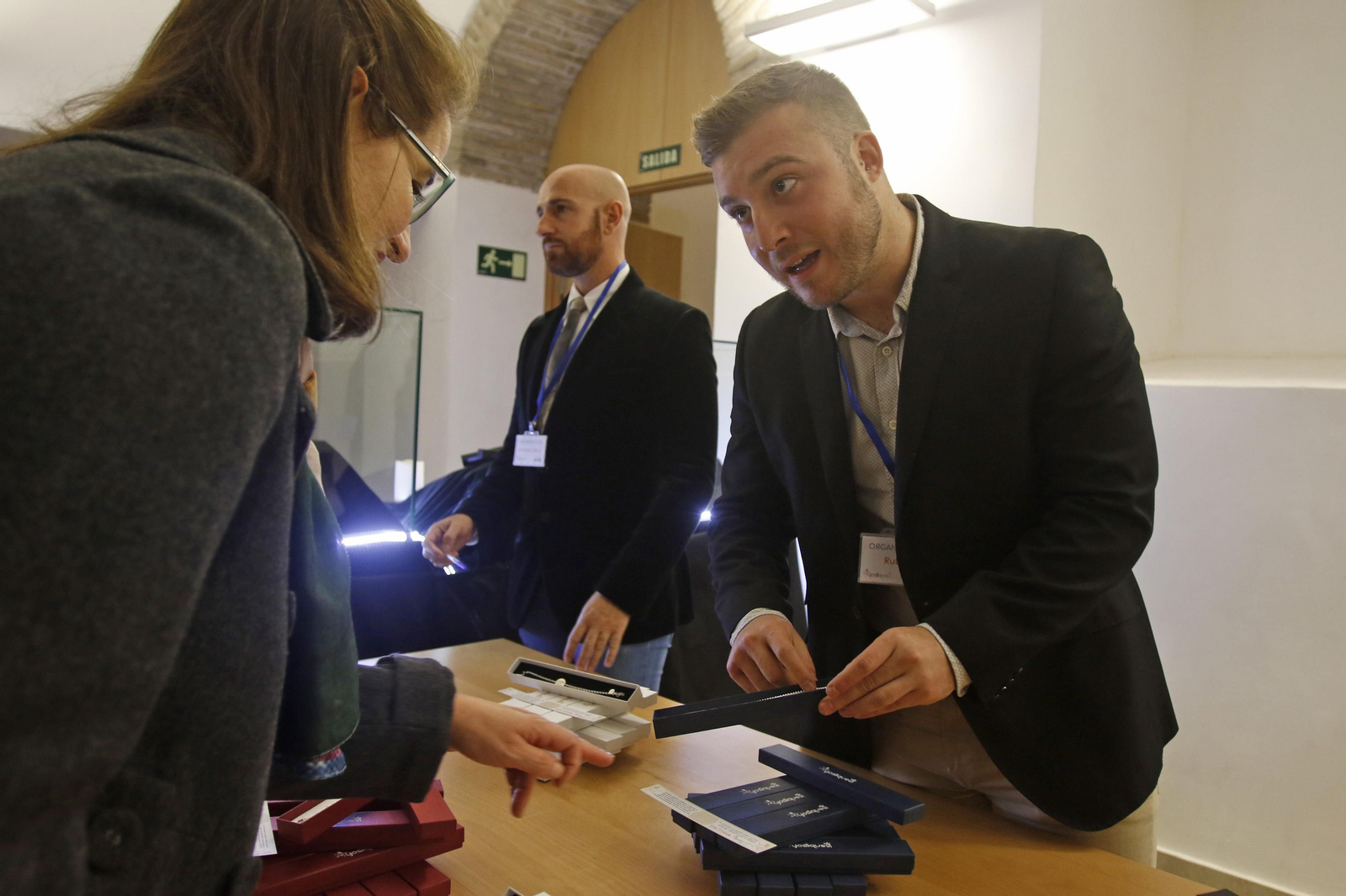 Presentación de 'Joyas con corazón', de Yosíquesé y Prode