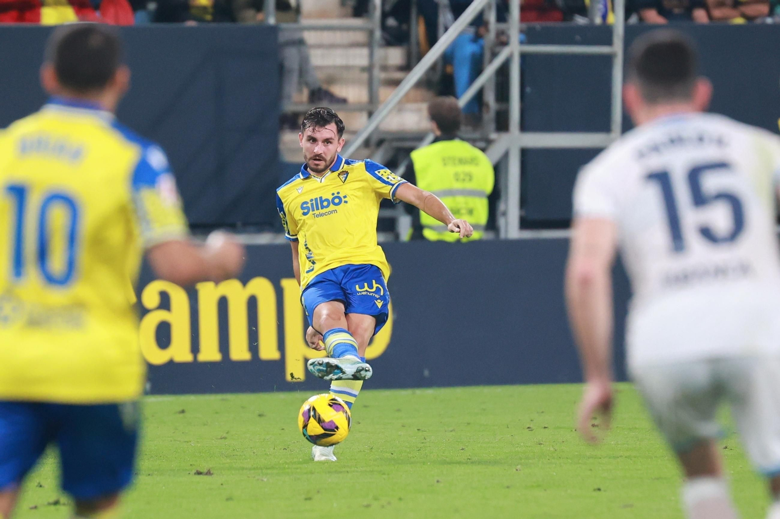 Búscate entre las imágenes del partido de fútbol entre Cádiz CF y Deportivo