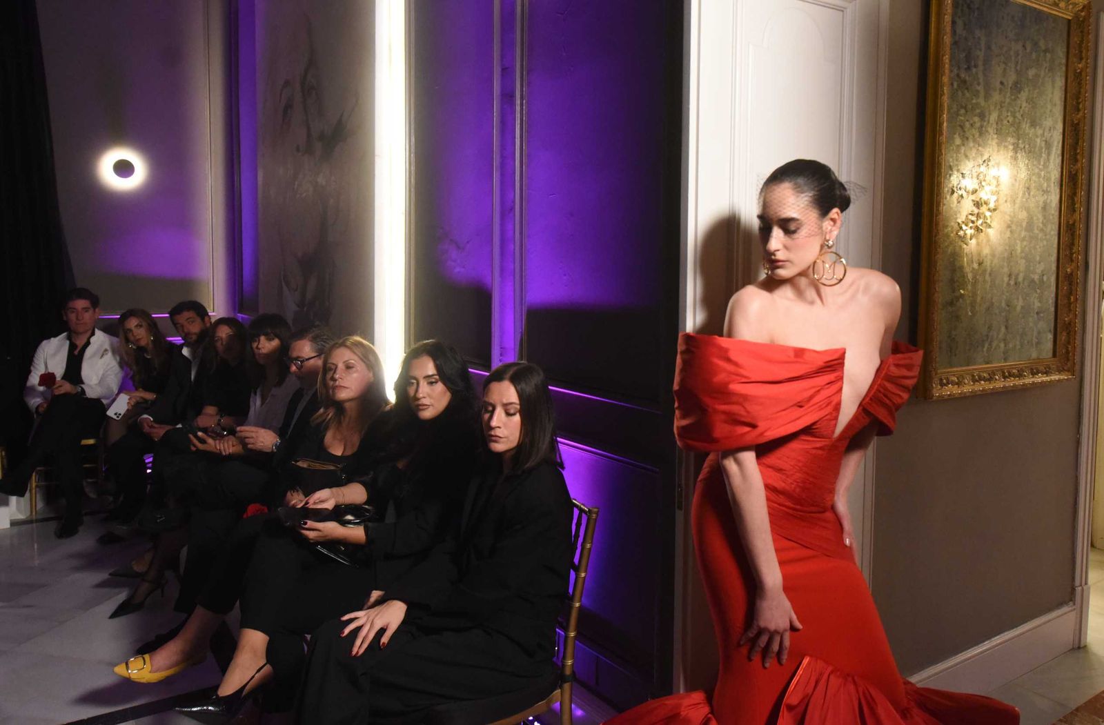 Desfile de Andrew Pocrid en La Casa de Manolete Bistró