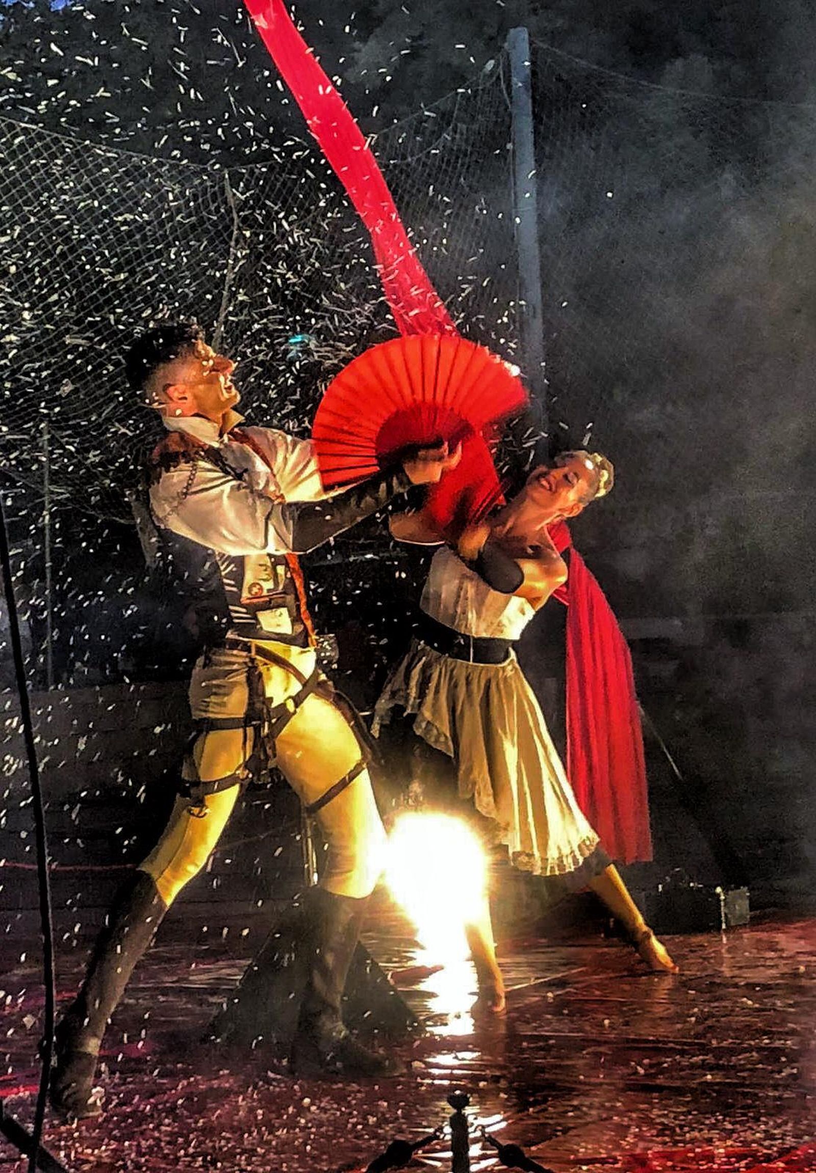 Espectáculo de magia y circo ‘Cirkalgia’