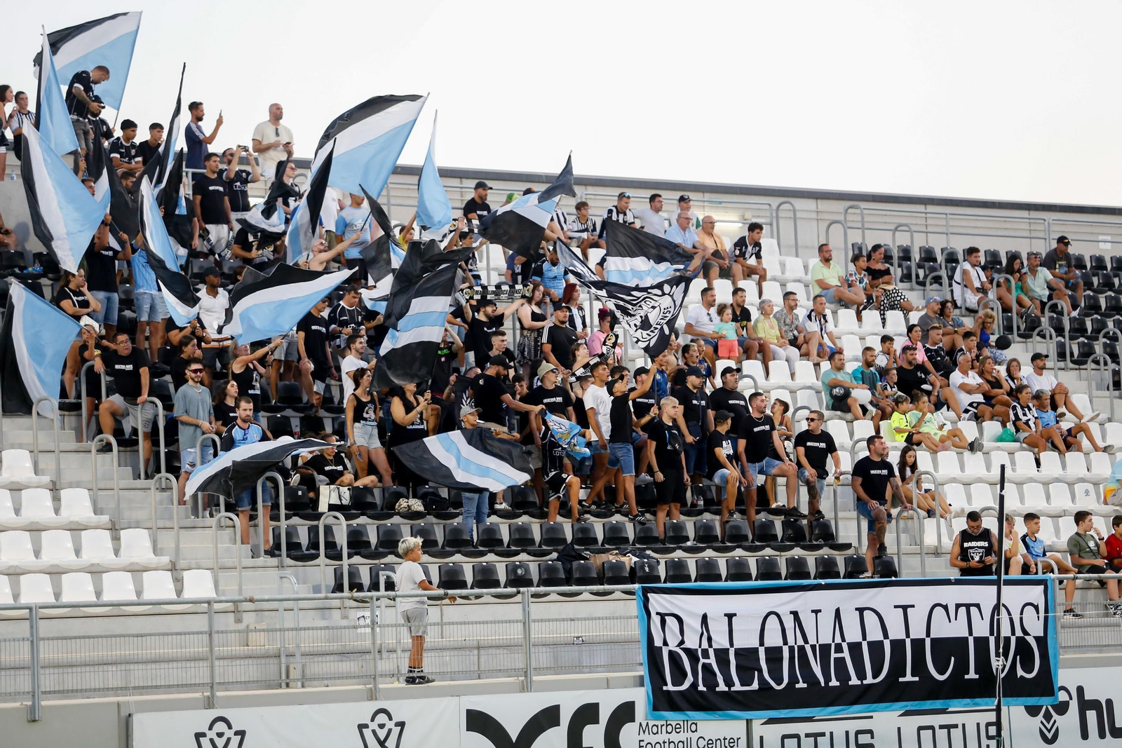 Búscate en el partido de la Balona-Atlético Antoniano