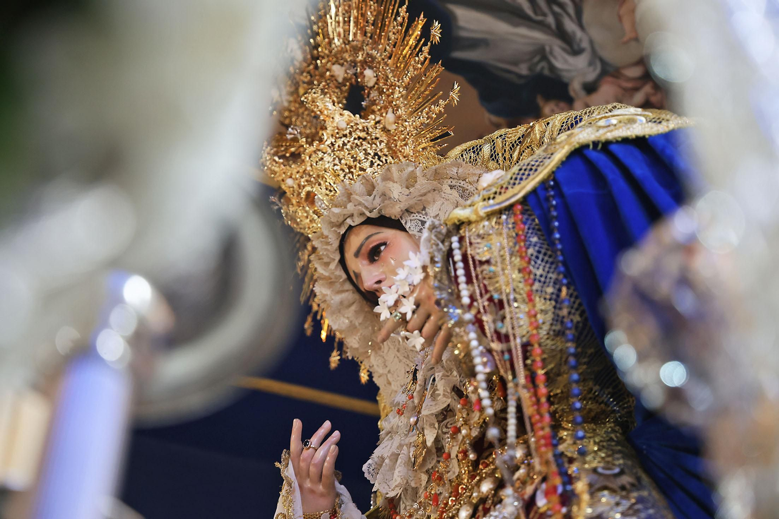 Imágenes de la VIrgen de Los Dolores por su barrio de las Colonias