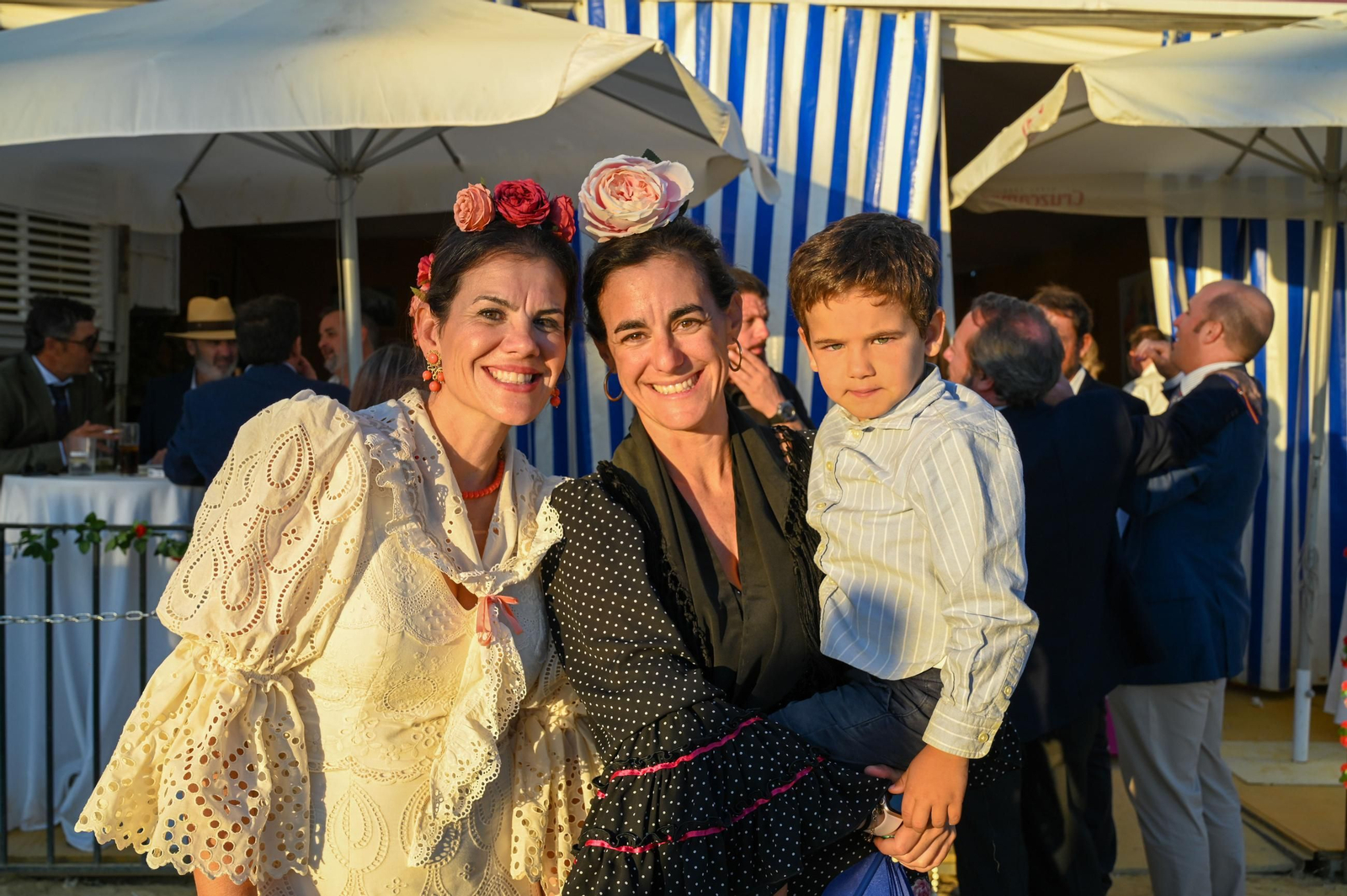 Imágenes del ambiente nocturno del 11 de octubre en la Feria del Caballo 2025