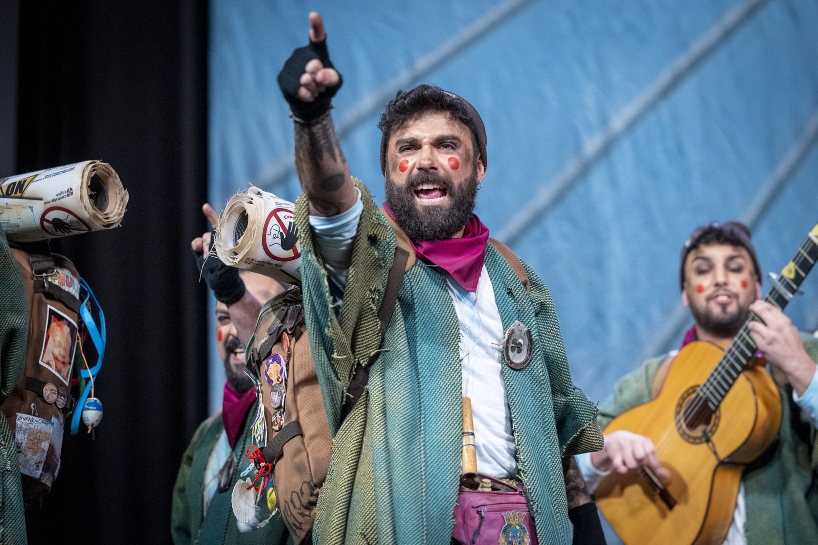 Comparsa 'Los revoleaos'