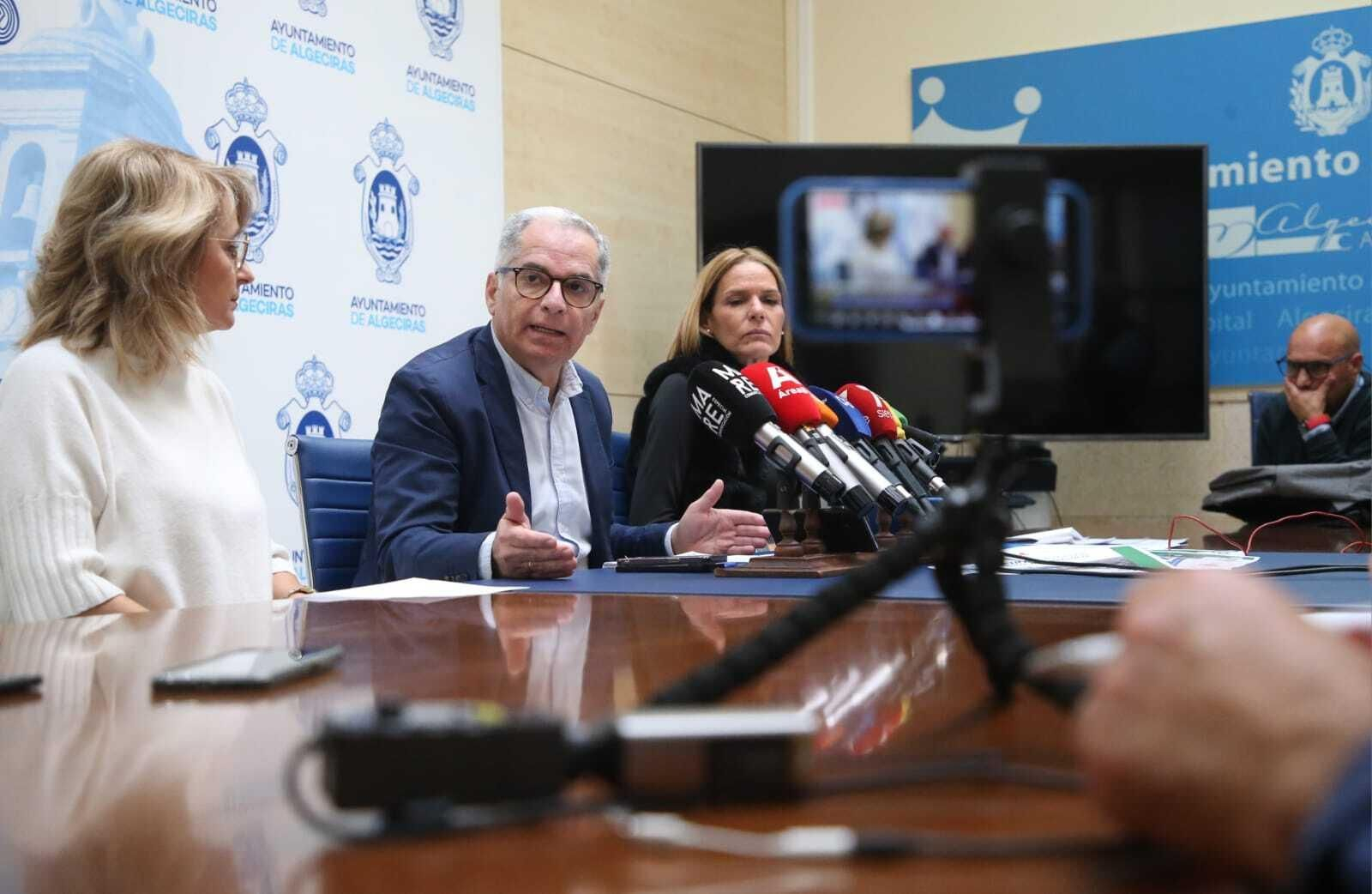 Pilar Pintor, Jacinto Muñoz y María Solanes.