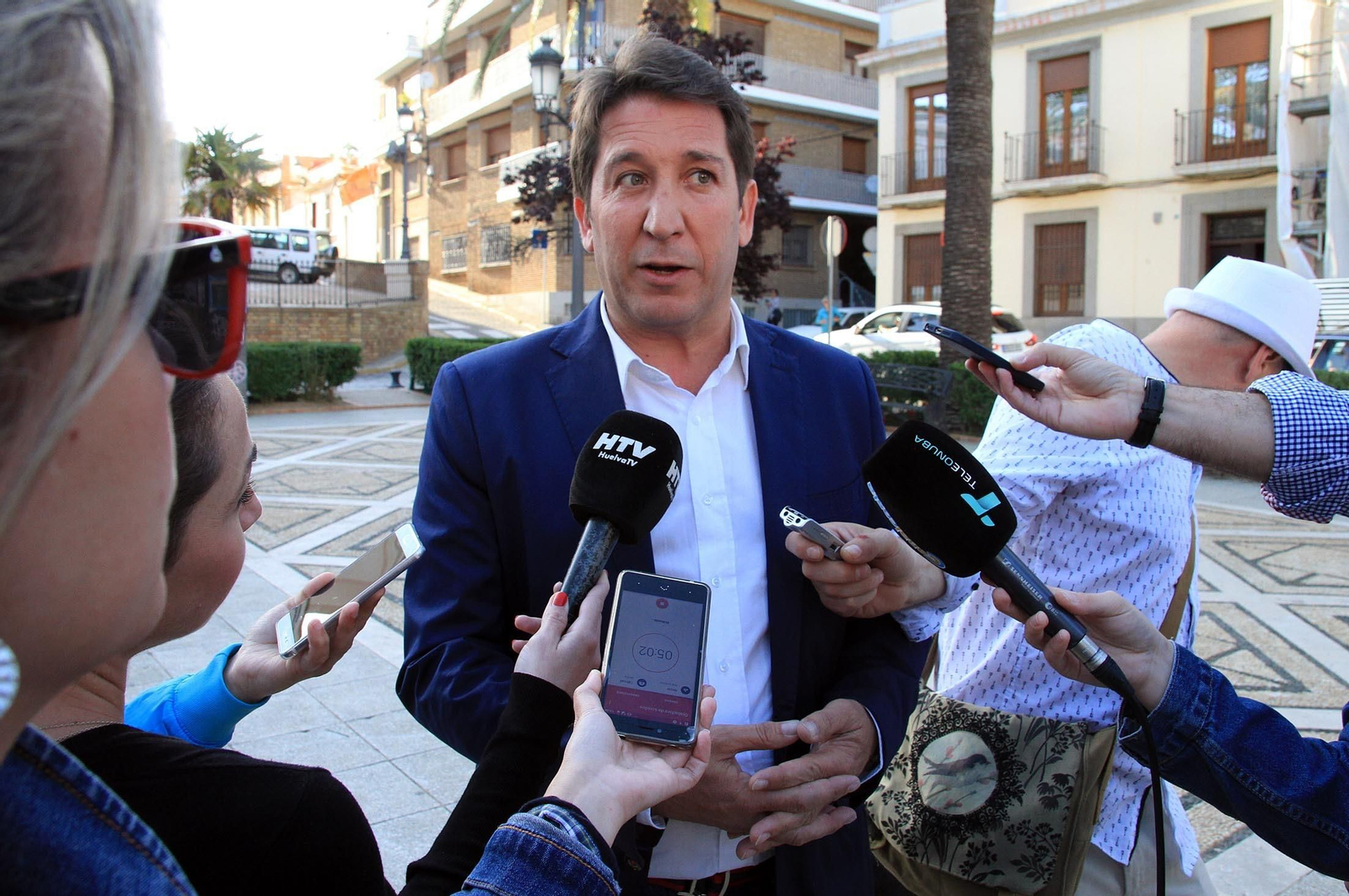 Imágenes de la presentación de "Creo en Huelva", nuevo partido de Ruperto Gallardo y Enrique Figueroa