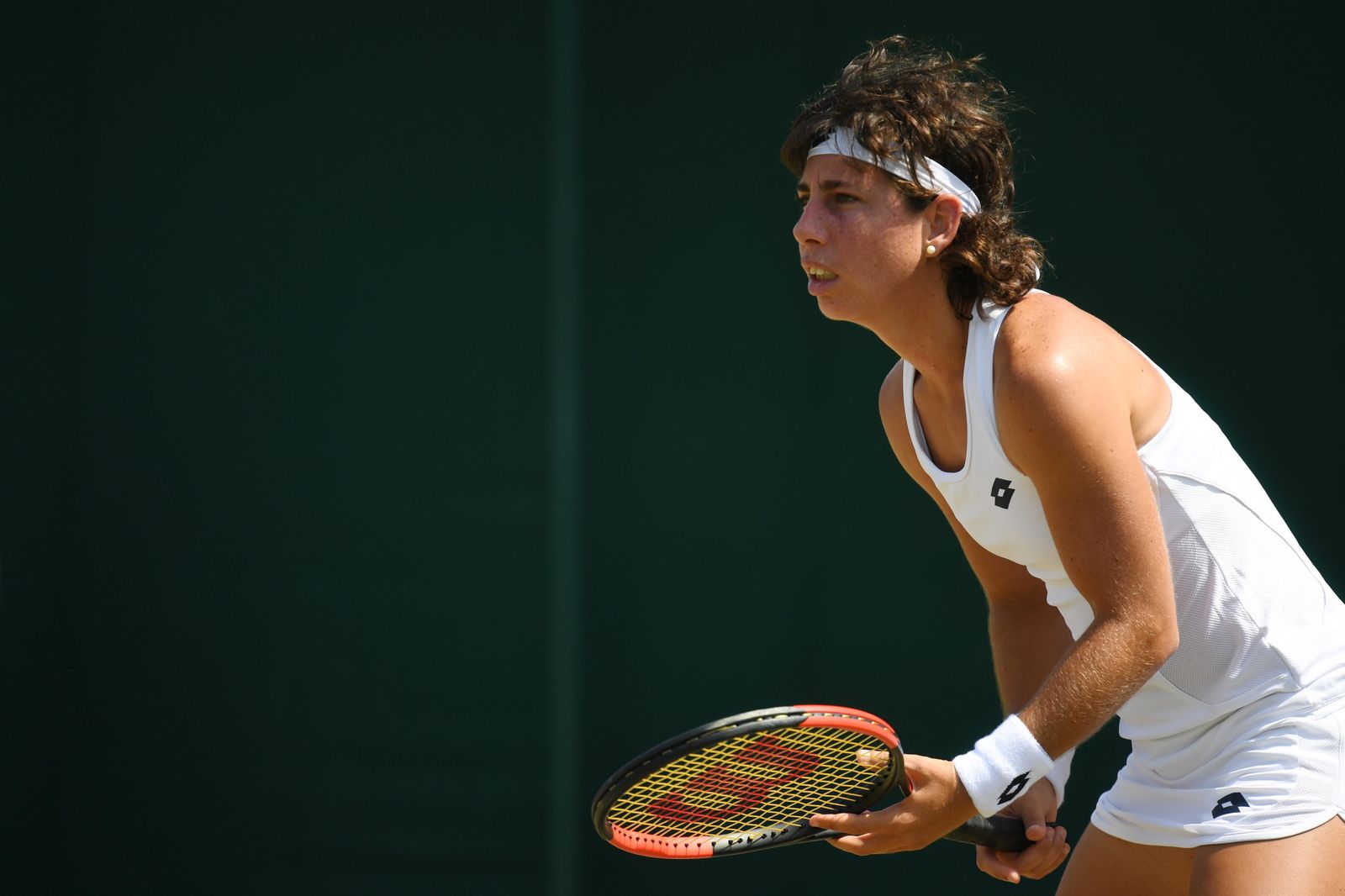 Carla Suárez espera el saque de Belinda Bencic.