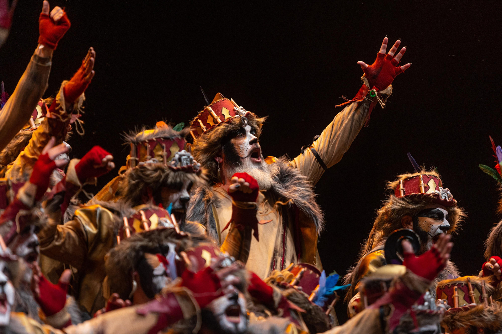 Imágenes de la sesión de este jueves en el Gran Teatro del Carnaval Colombino.