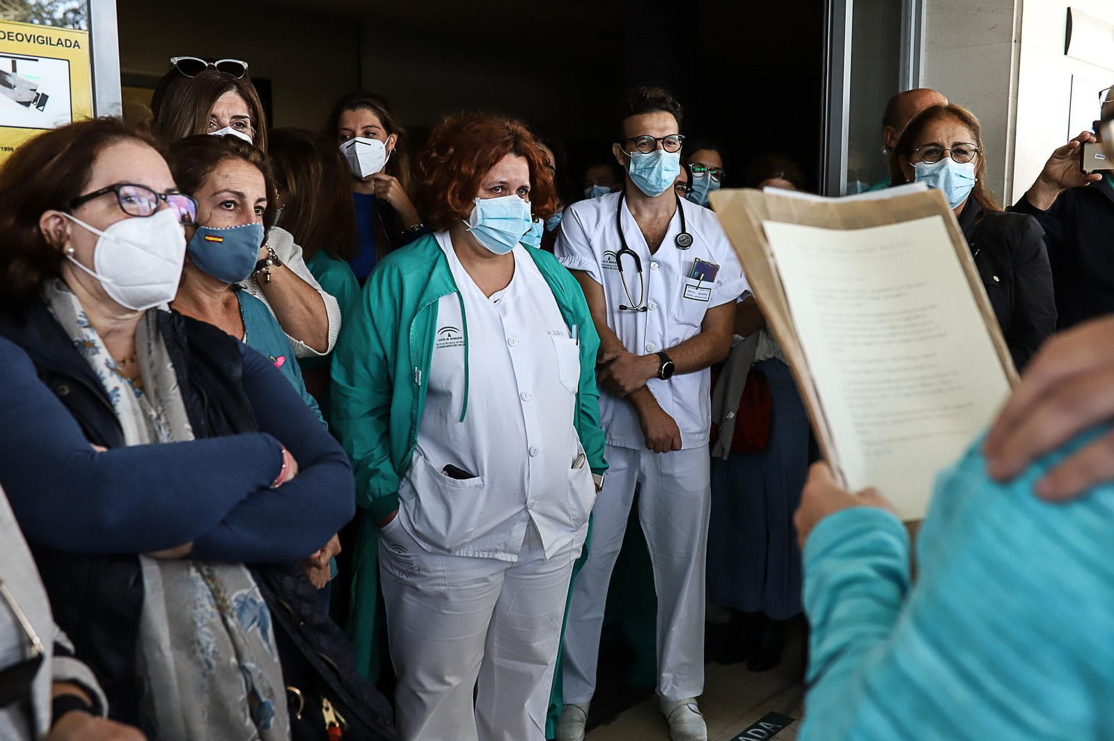 Homenaje al doctor Luis Pérez Bello en el hospital de Jerez