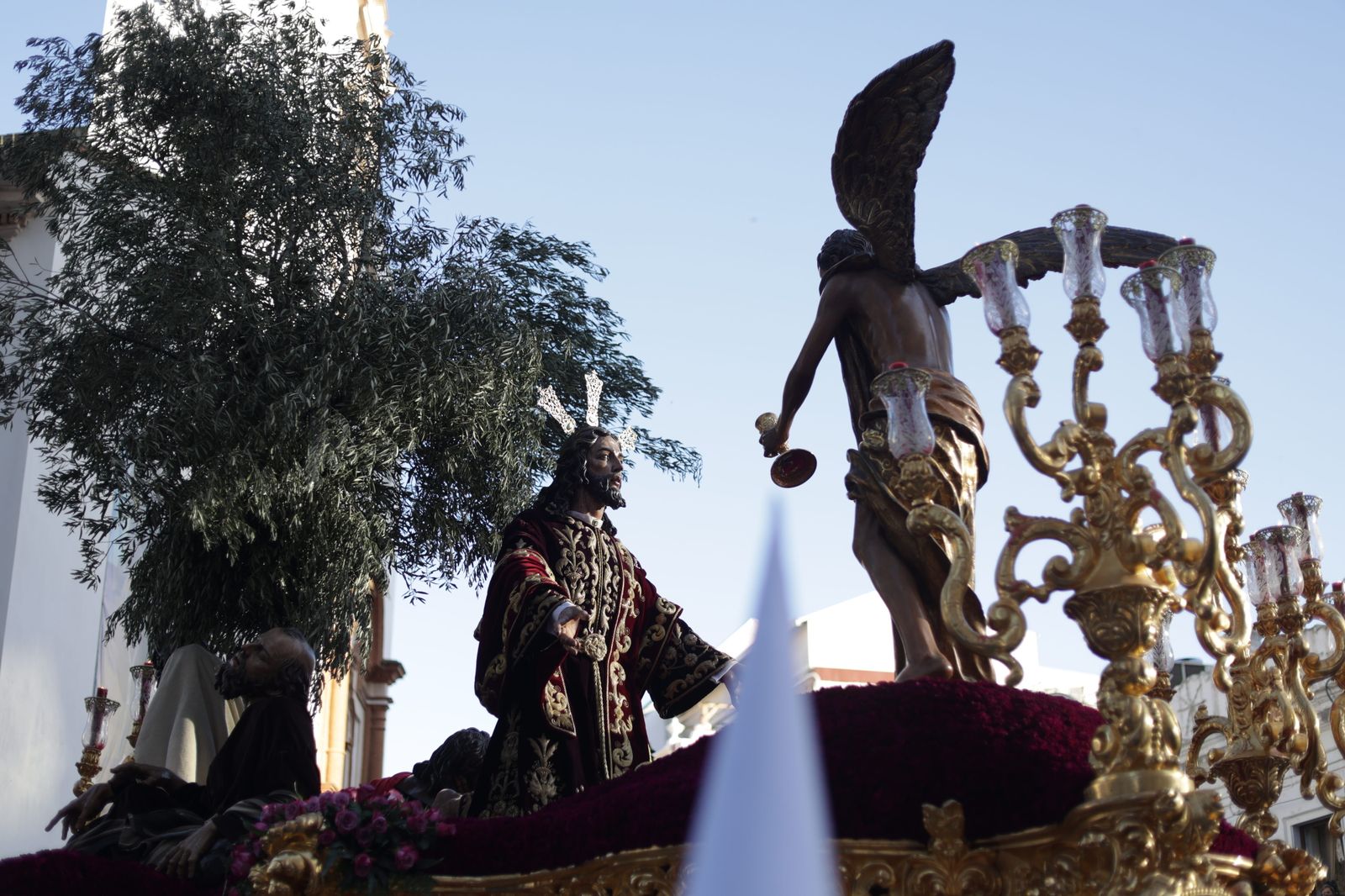 La hermandad de la Oración en el Huerto de la Semana Santa de Huelva 2023, en imágenes.