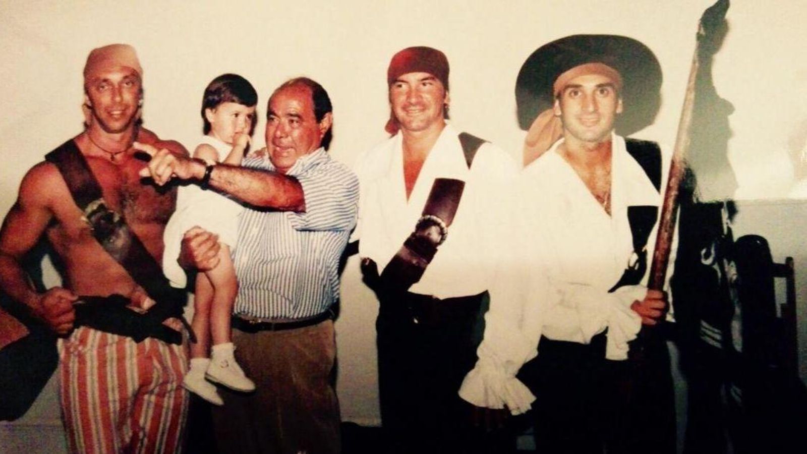 A la izquierda en ‘Los piratas’ con Chatín, Ángel Subiela y Carli Brihuega.