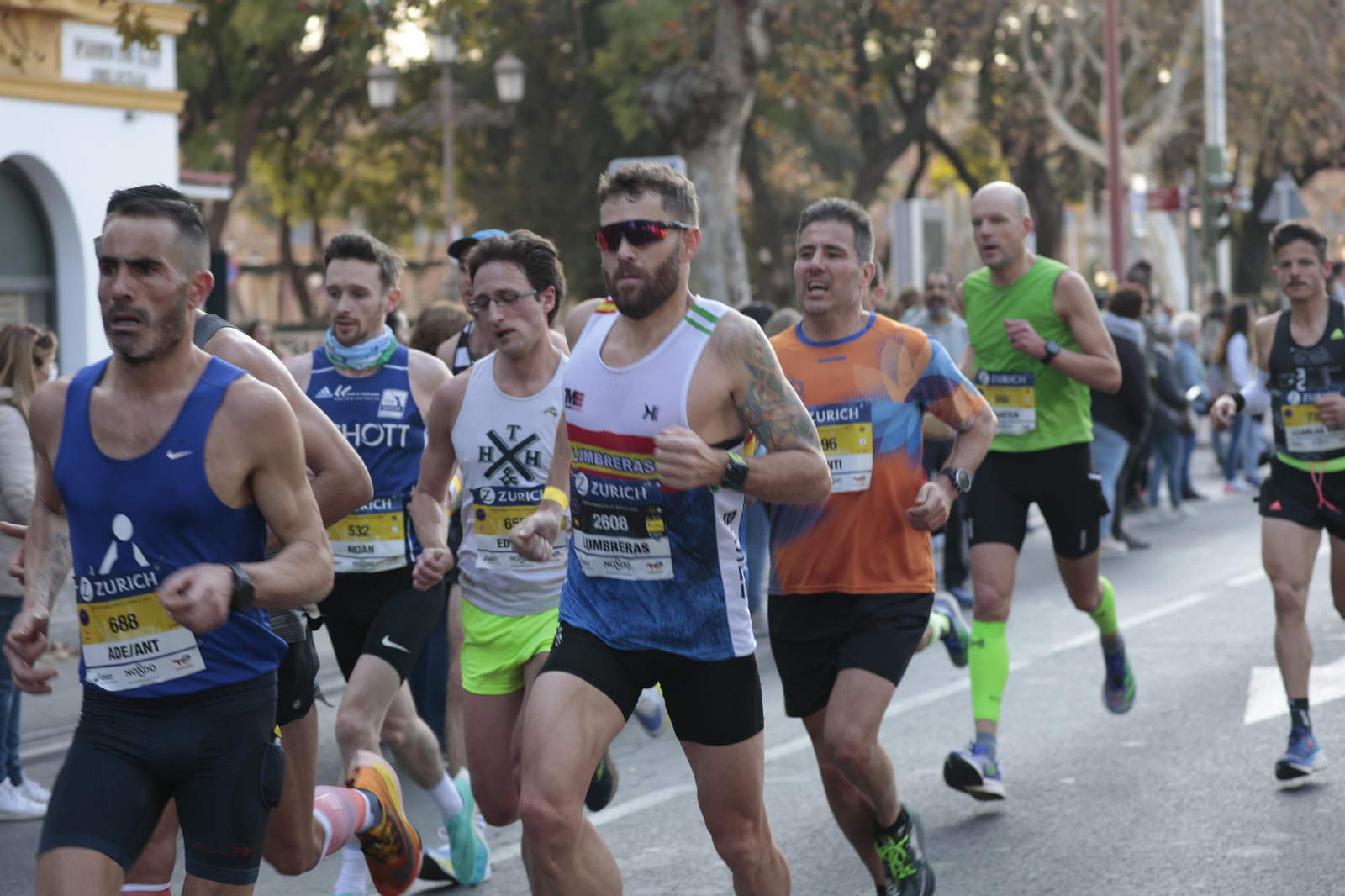Las imágenes de la Maratón de Sevilla 2022 (6)