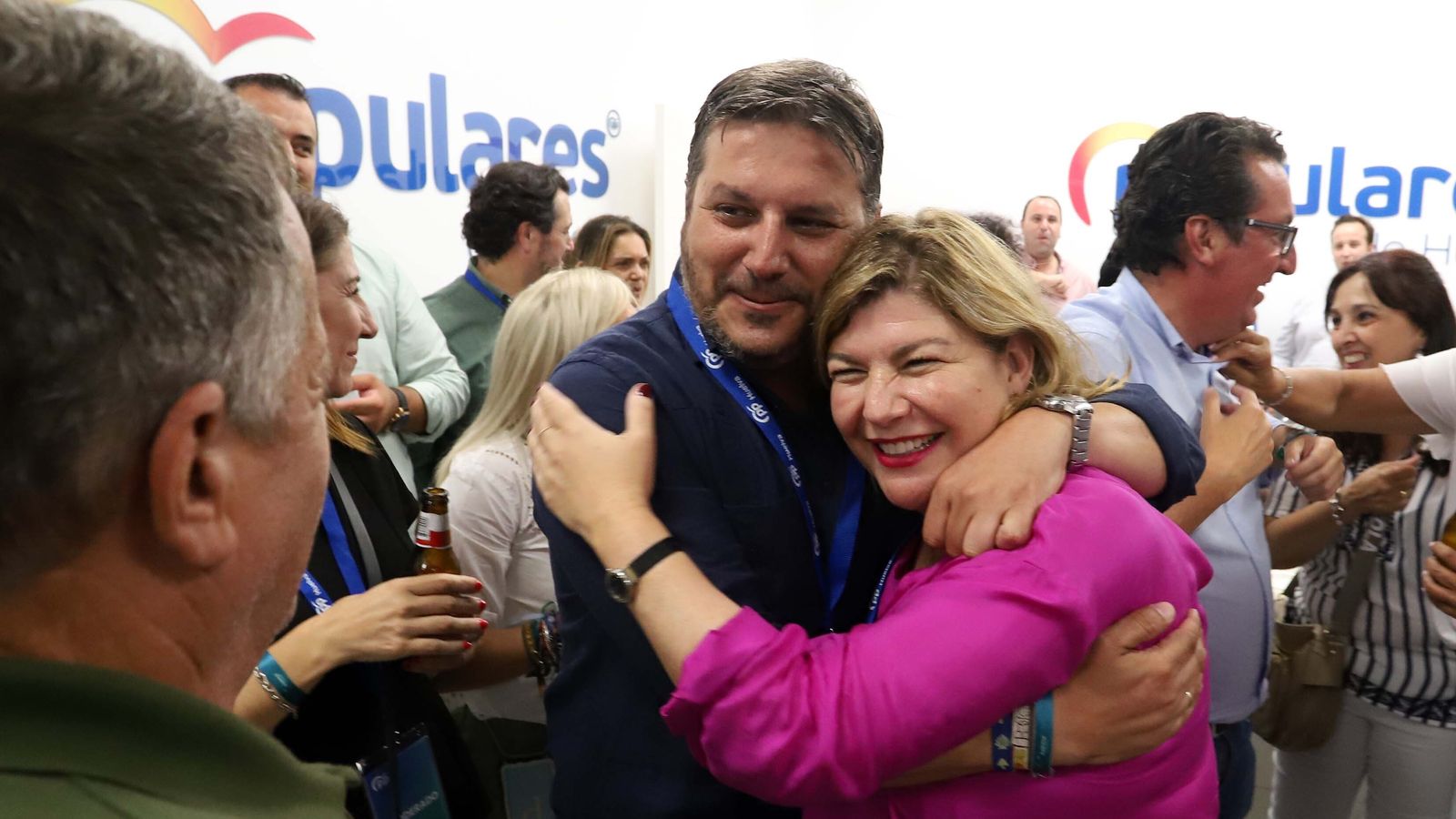 Alejandro Romero y Berta Centeno, números 6 y 5 respectivamente, que consiguen representación en el Parlamento.