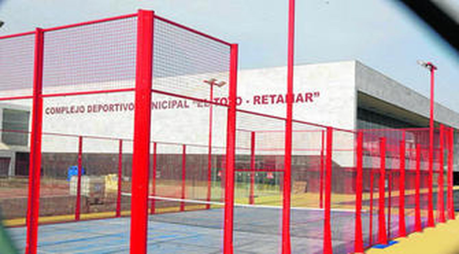 Pistas polideportivas del edificio Polivalente.