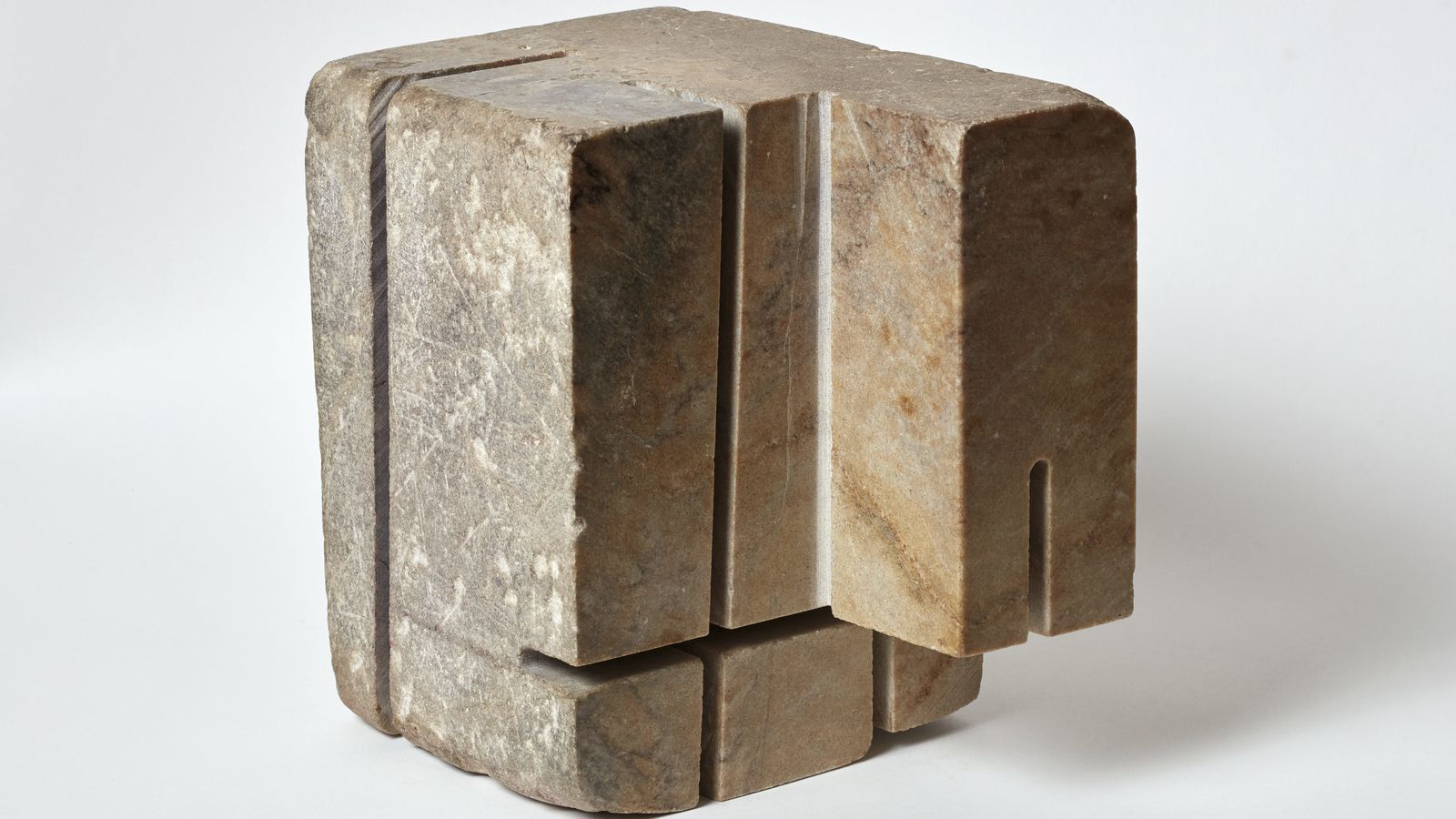 'Tú eres Pedro' (1956-1957), obra en mármol de Jorge Oteiza (1908-2003).