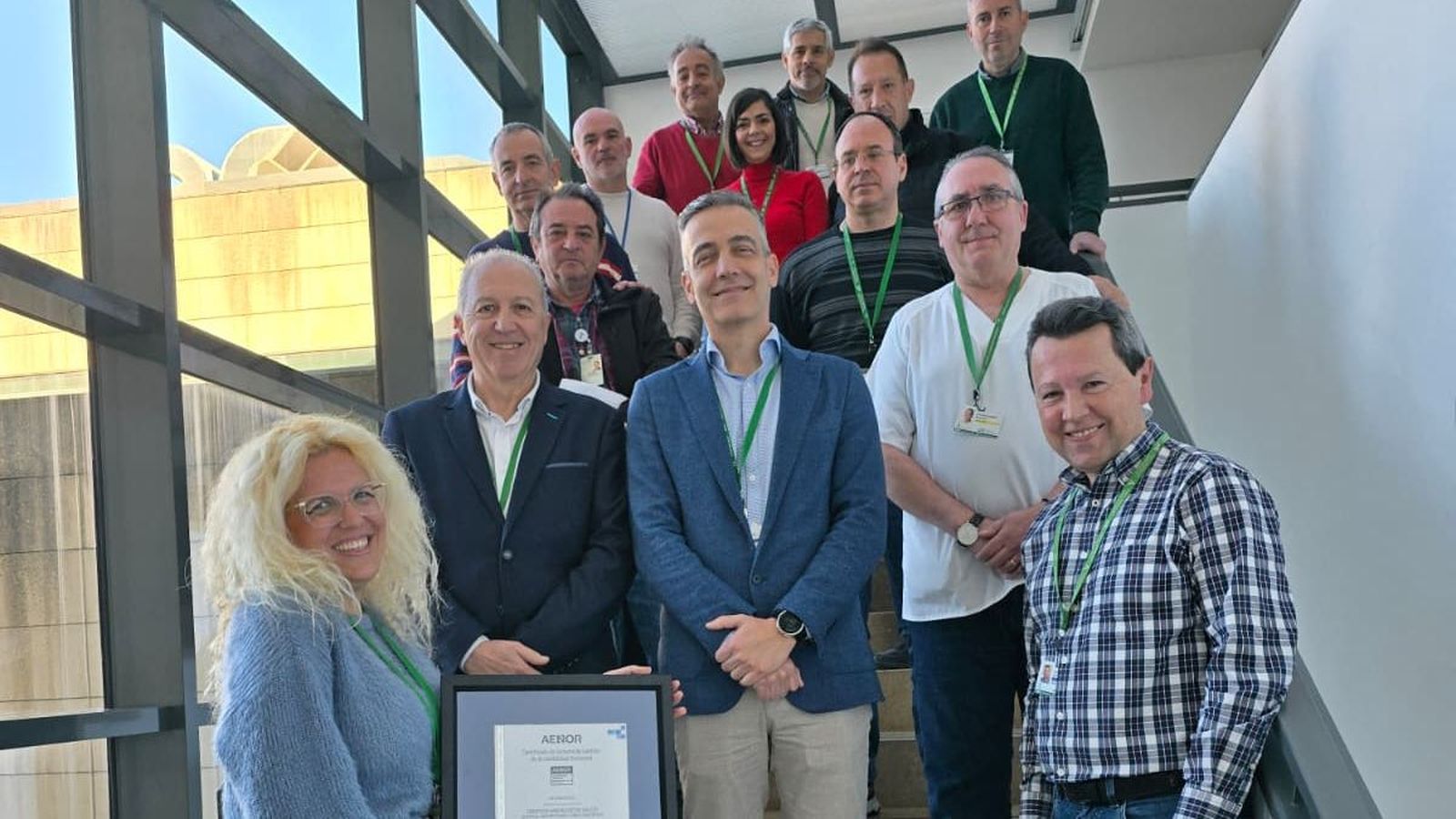 El equipo del Clínico con el sello AENOR