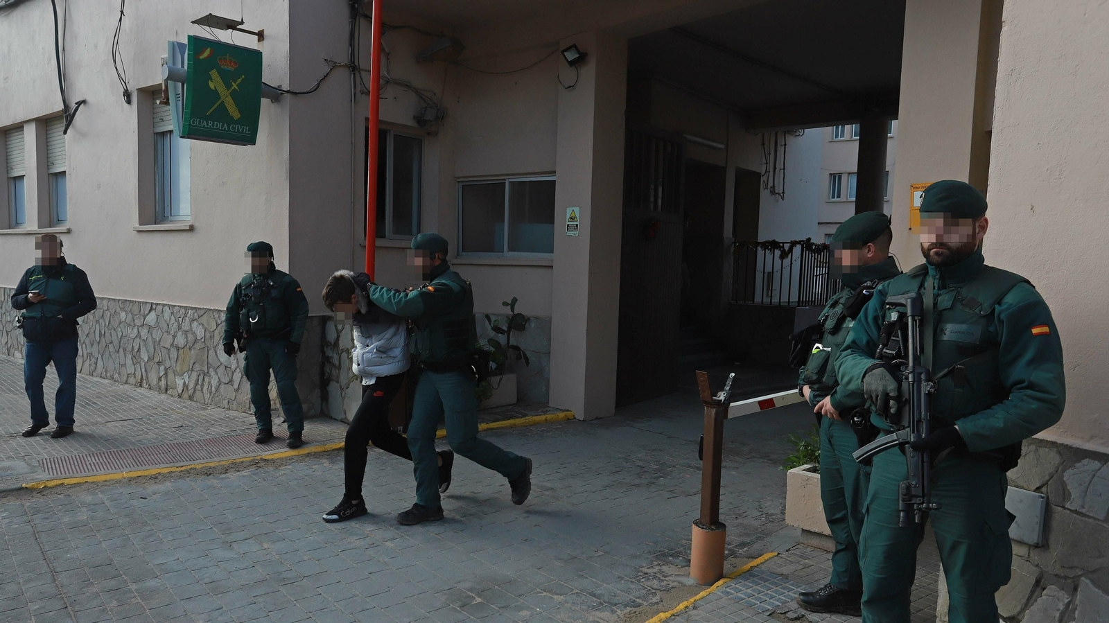 Registros de la Guardia Civil en Tarifa