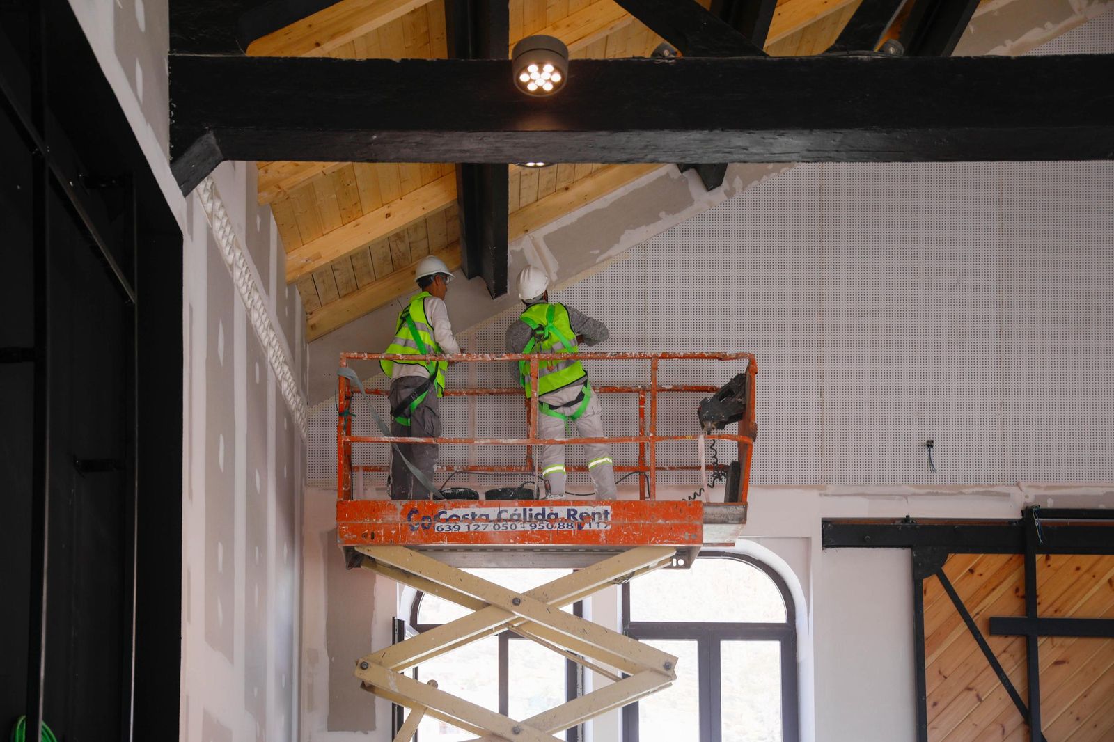 Las imágenes de la visita a la obras del Puerto de Almería