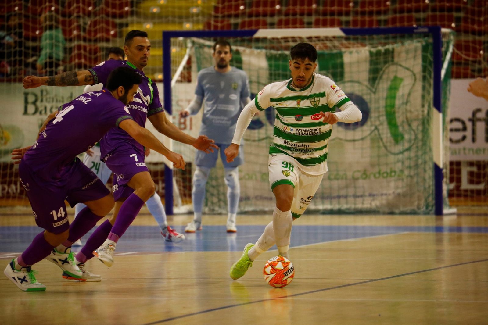 La derrota del Córdoba Futsal ante el Palma, en imágenes