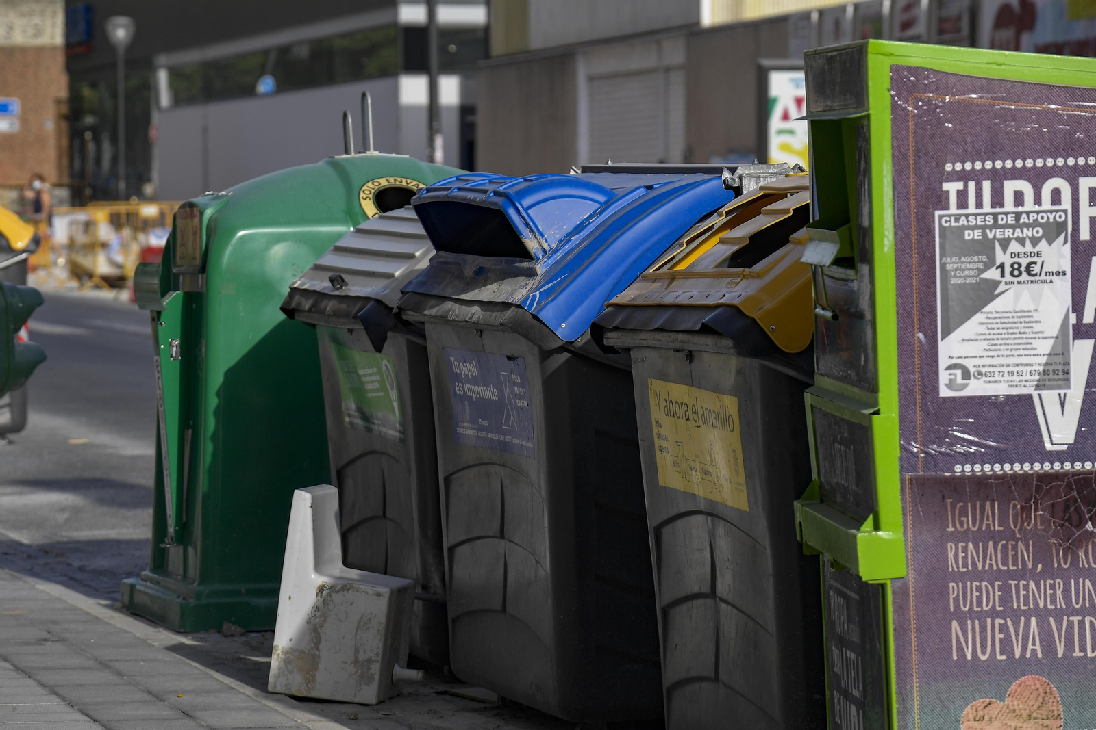 Granada podría ahorrar 5,5 millones al año si municipaliza la recogida de basura