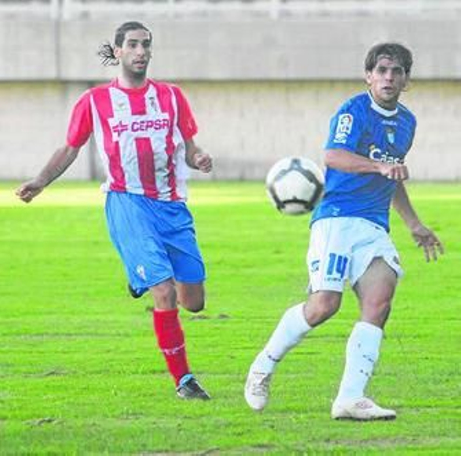 Alvarito, en uno de los pocos partidos que jugó la pasada campaña.