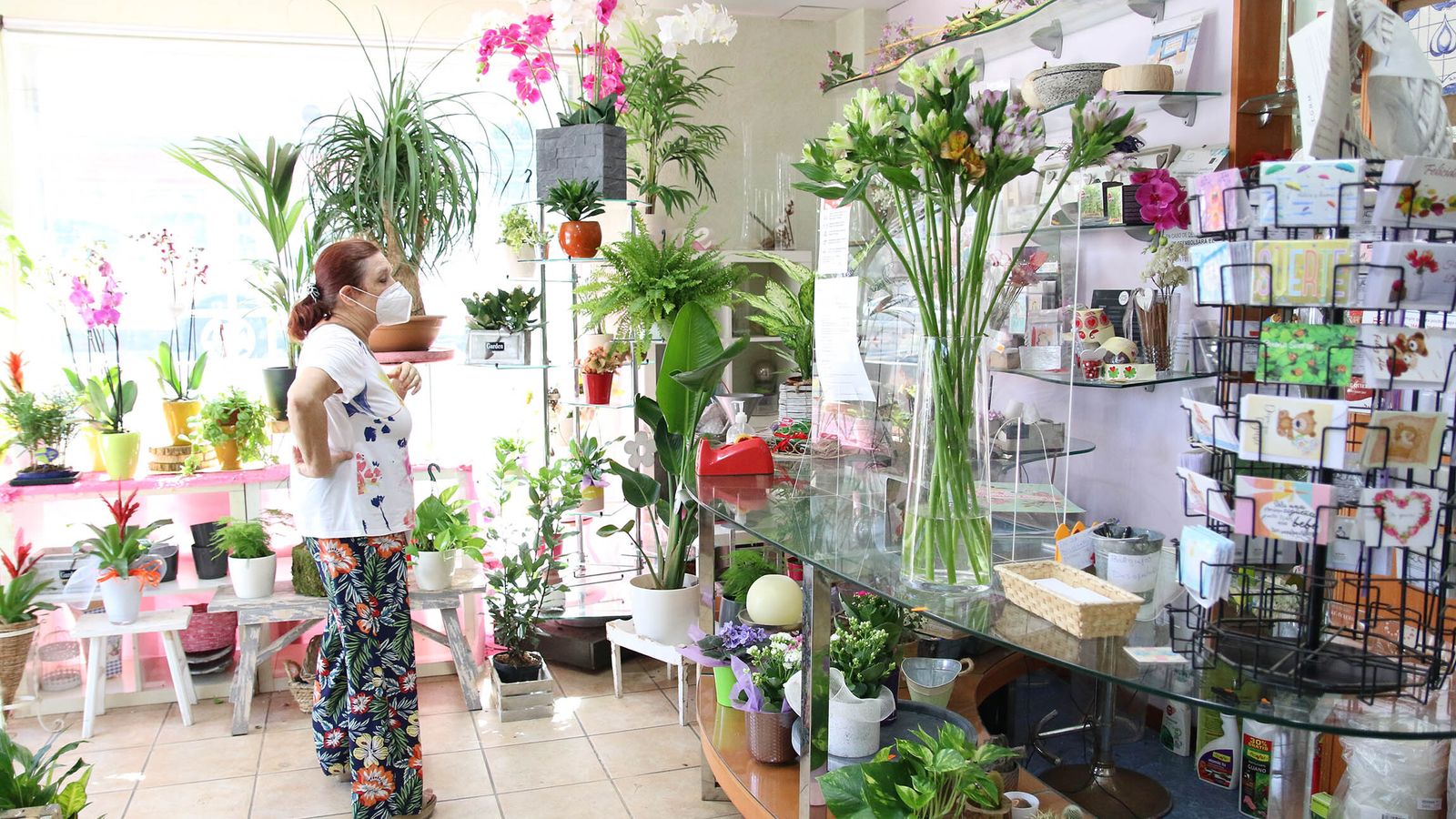 Interior de la floristería Toñi