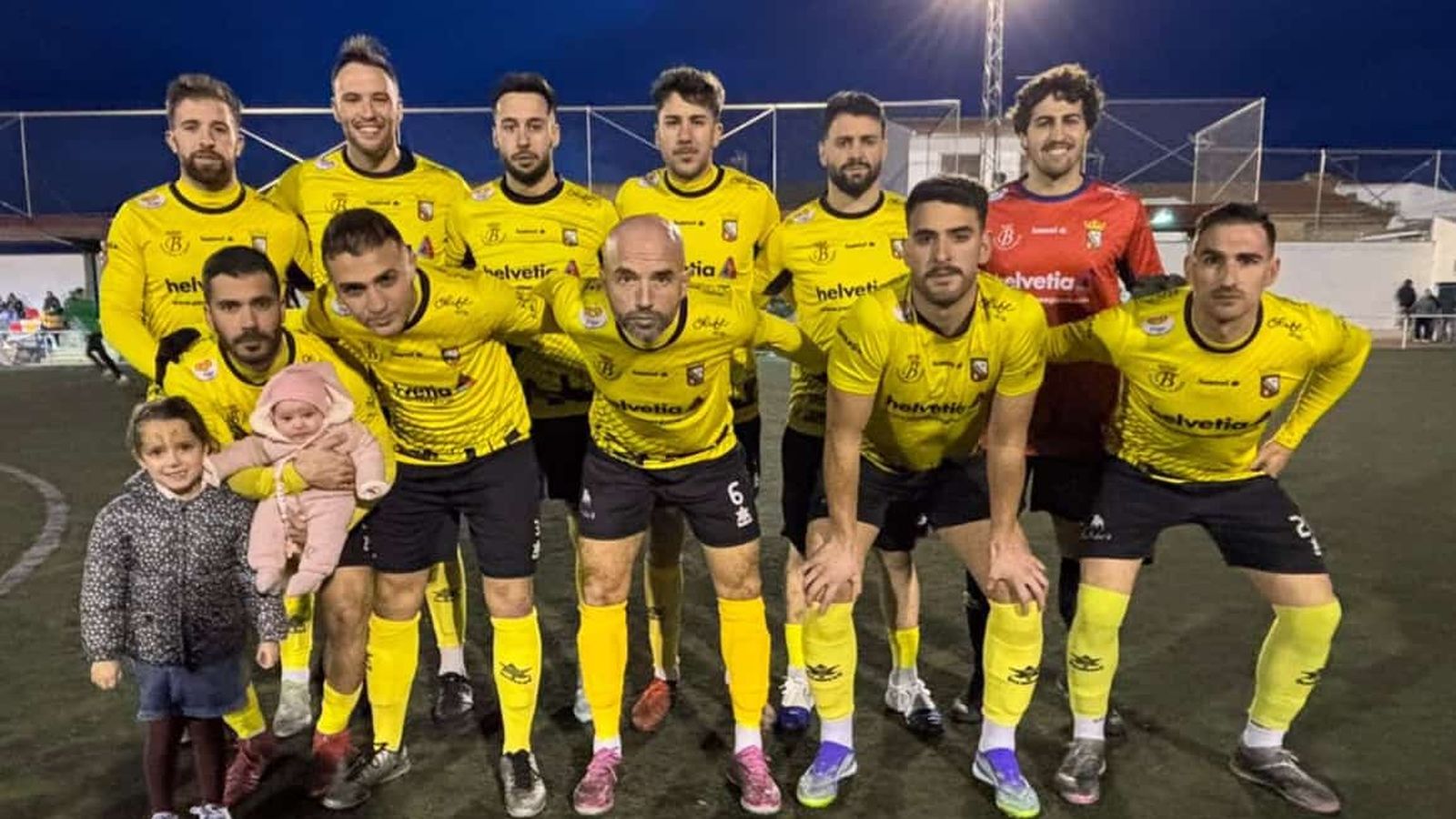 Alineación inicial del conjunto begijeño.