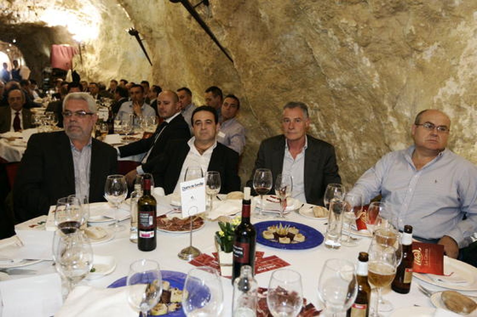 Lorenzo López (Mkto Catal)), Francisco Belmonte (Agrupapulpí), Emilio Viudez (Maderas Viudez) y Vicente Sánchez (Llanos del Almendro)

Foto: Javier Alonso