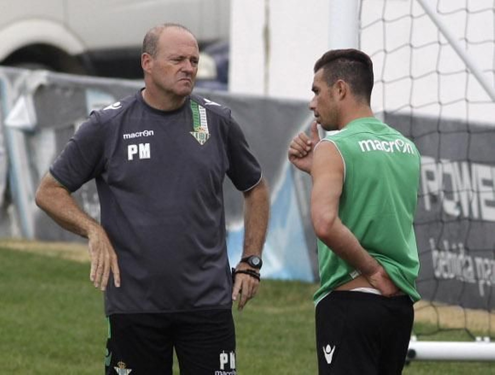 Rubén Castro vuelve al trabajo con el grupo después de dos semanas