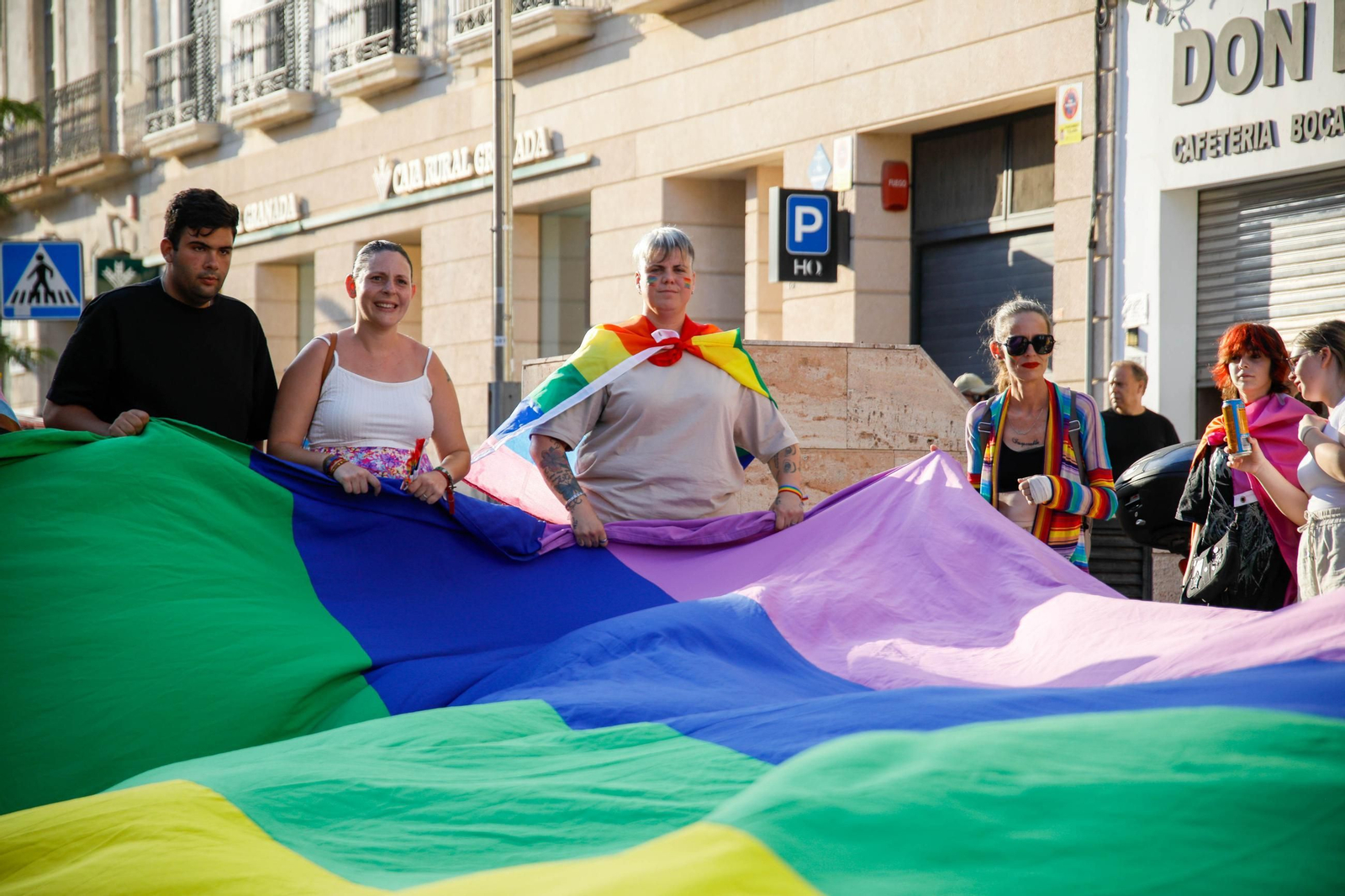 Las imágenes del Orgullo LGTBI en Almería