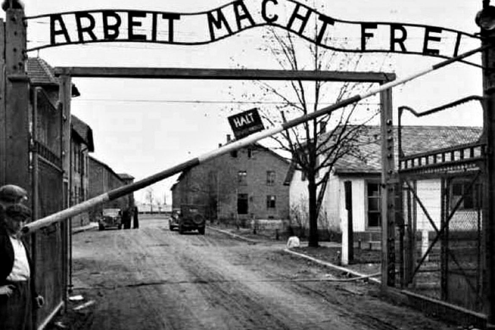 Entrada al campo de concentración  de Auschwitz.