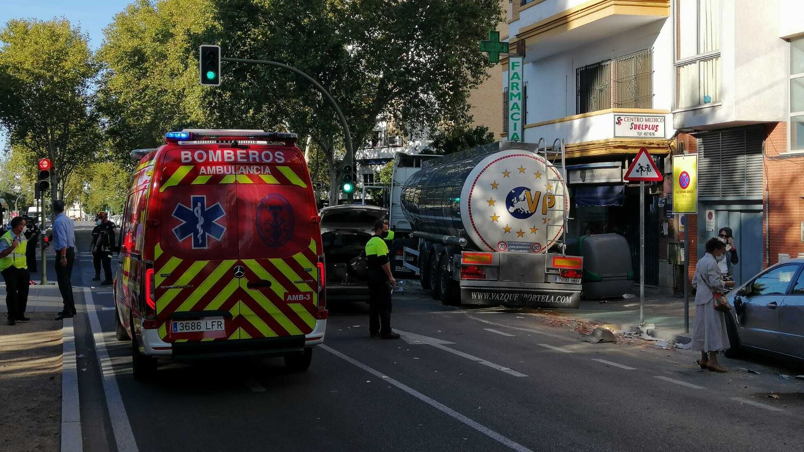 La parte trasera del camión.