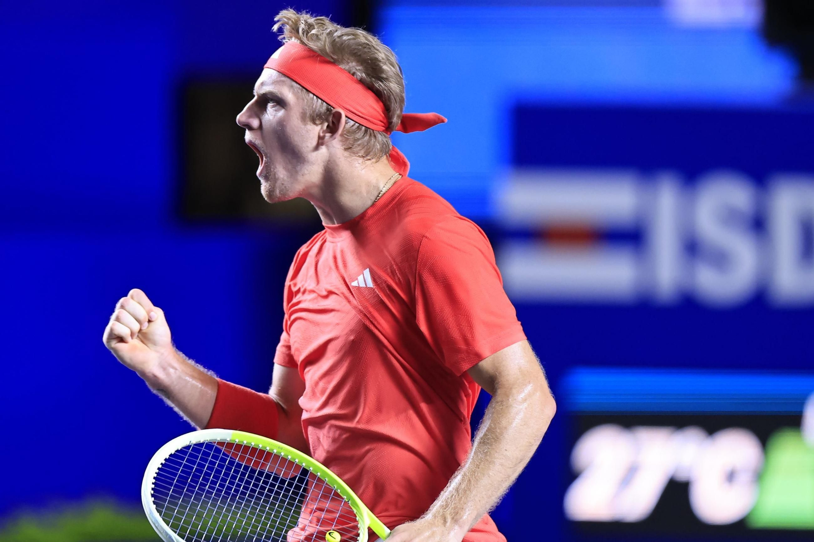 Un mágico Davidovich tumba a Shapovalov y está en la final de Acapulco Un mágico Davidovich tumba a Shapovalov y está en la final de Acapulco