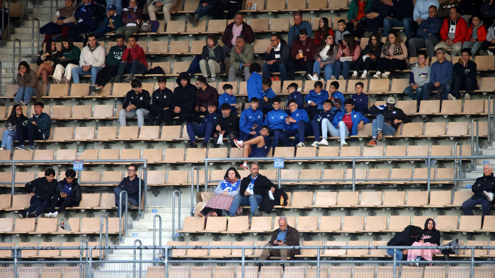 Búscate en el Xerez DFC - Ceuta B en el Municipal de Chapín en Jerez