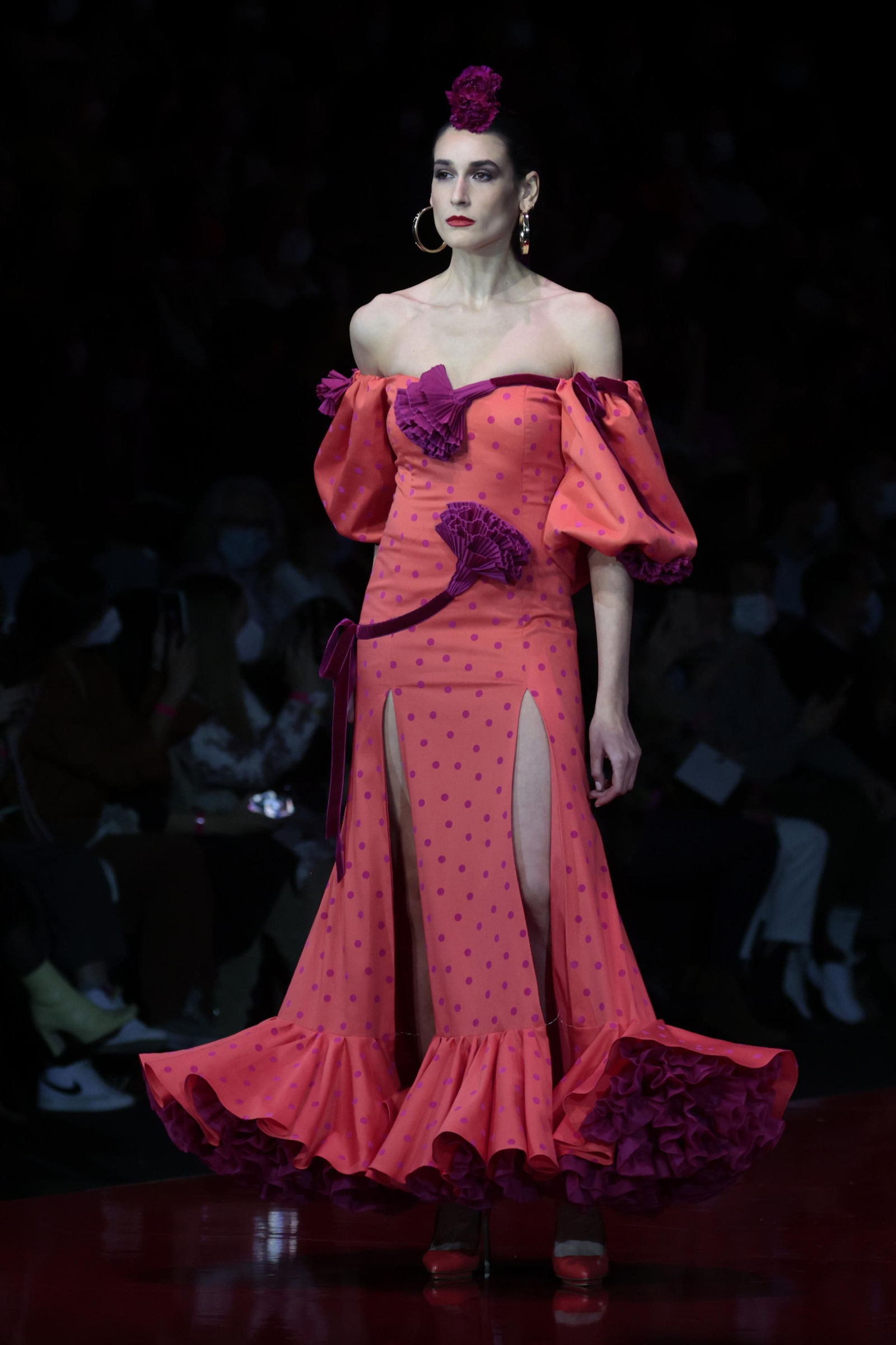 El desfile de Ana Morón en SIMOF 2022, todas las fotos