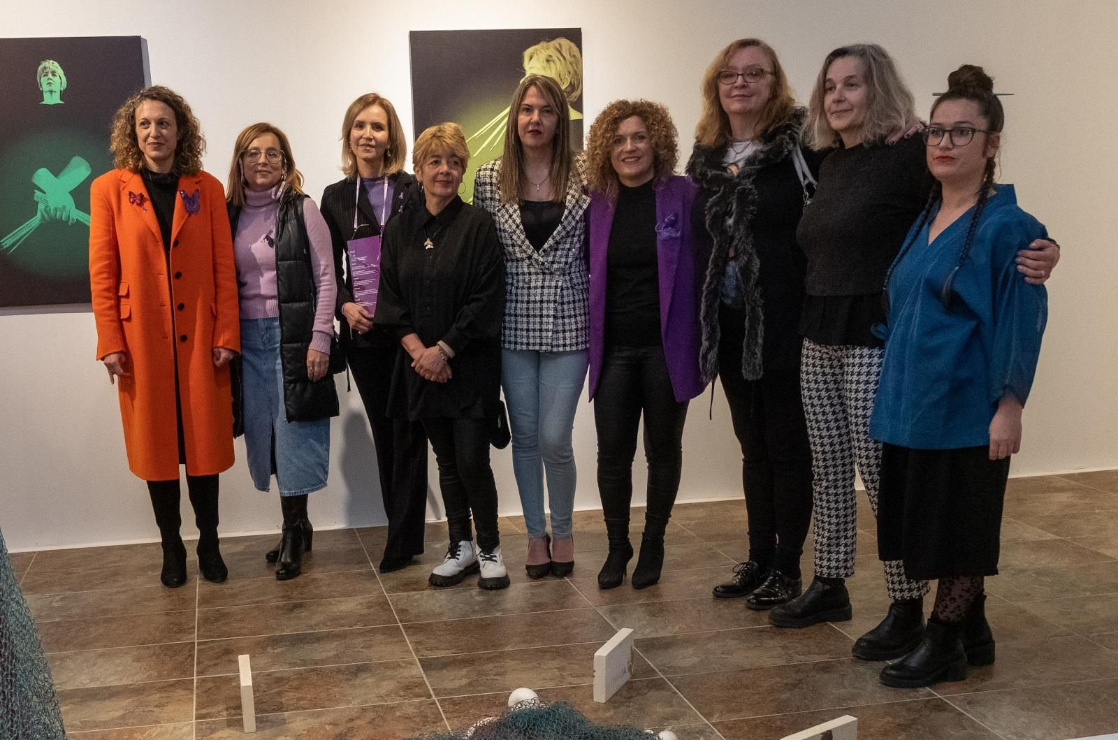 Representantes de las administraciones y artistas.