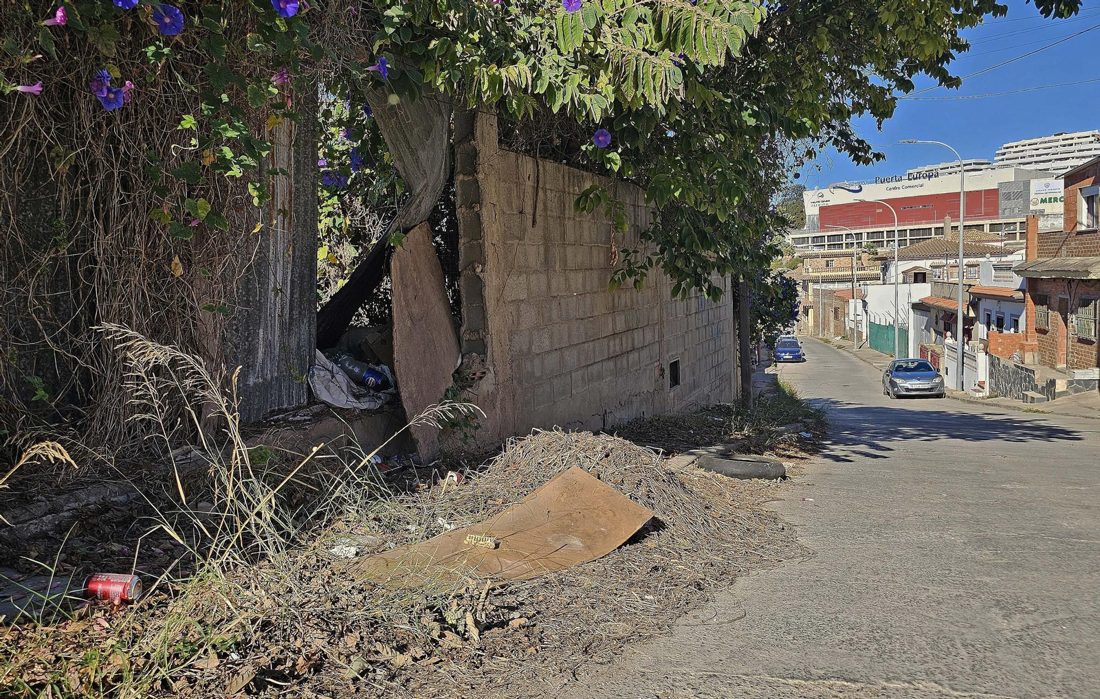 Fotos de los desperfectos de la barriada de La Capelina en Algeciras