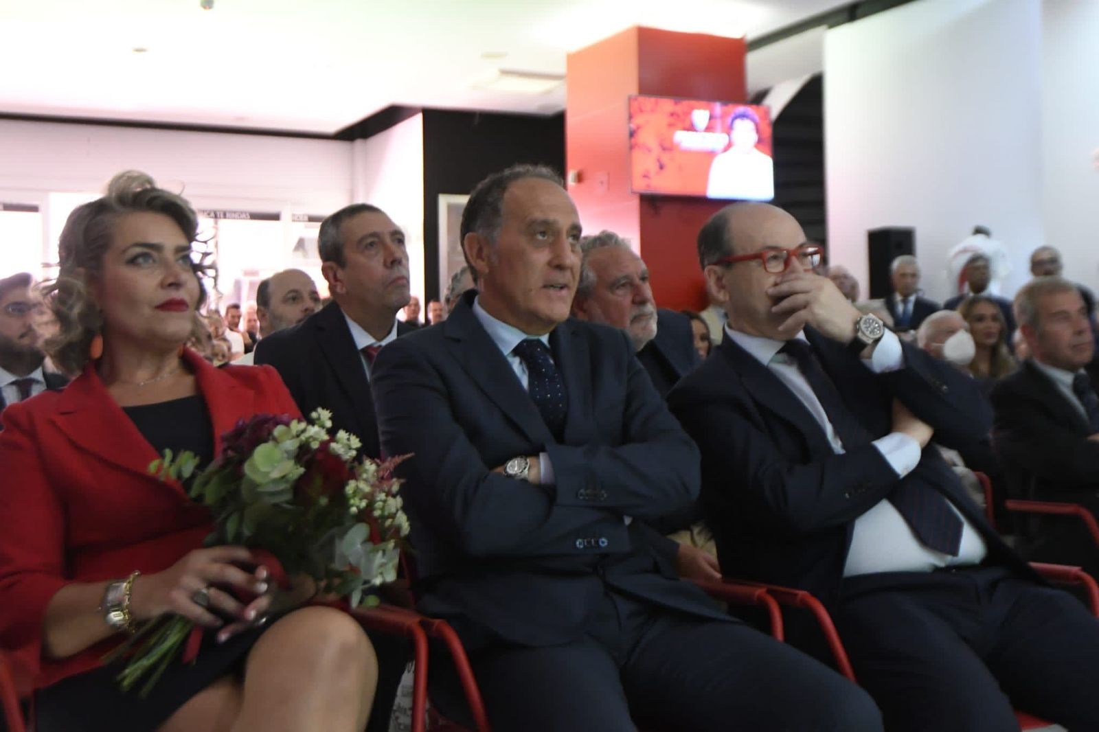 Las imágenes del Dorsal de Leyenda del Sevilla a Francisco