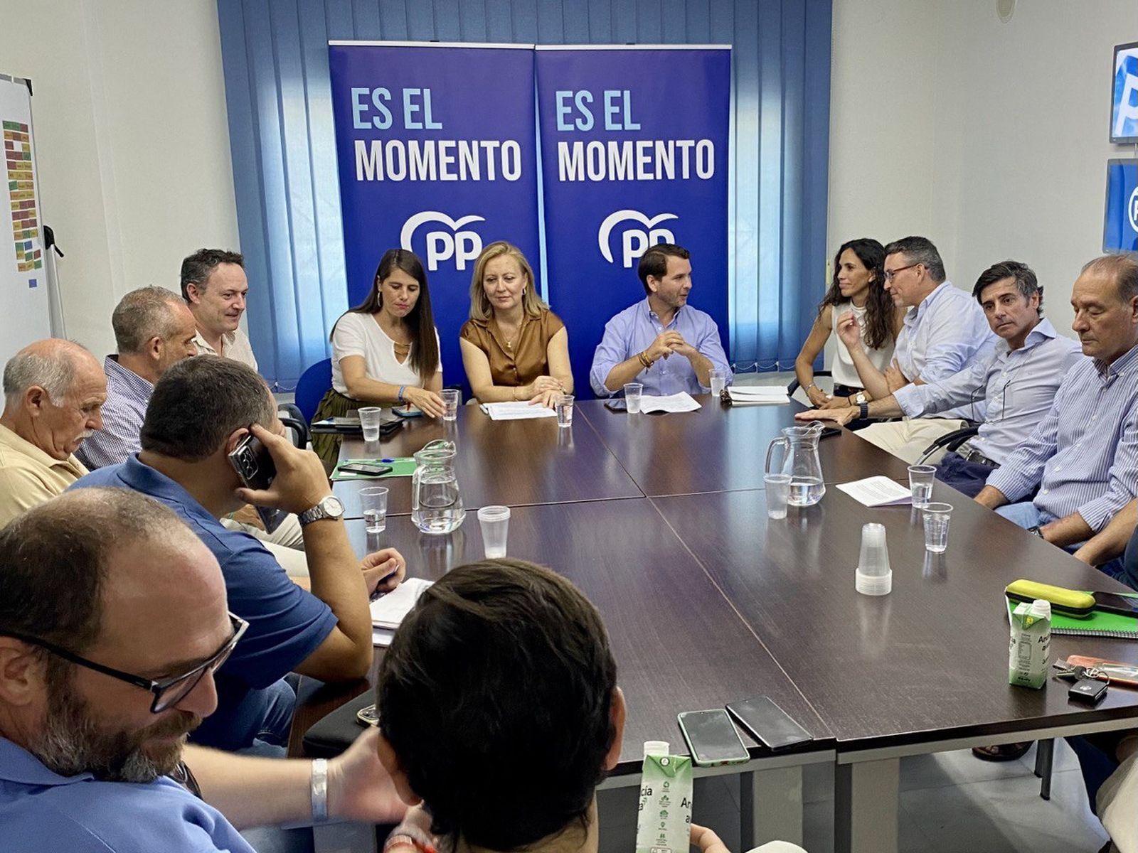 Encuentro de los candidatos del PP con representantes del sector cinegético.