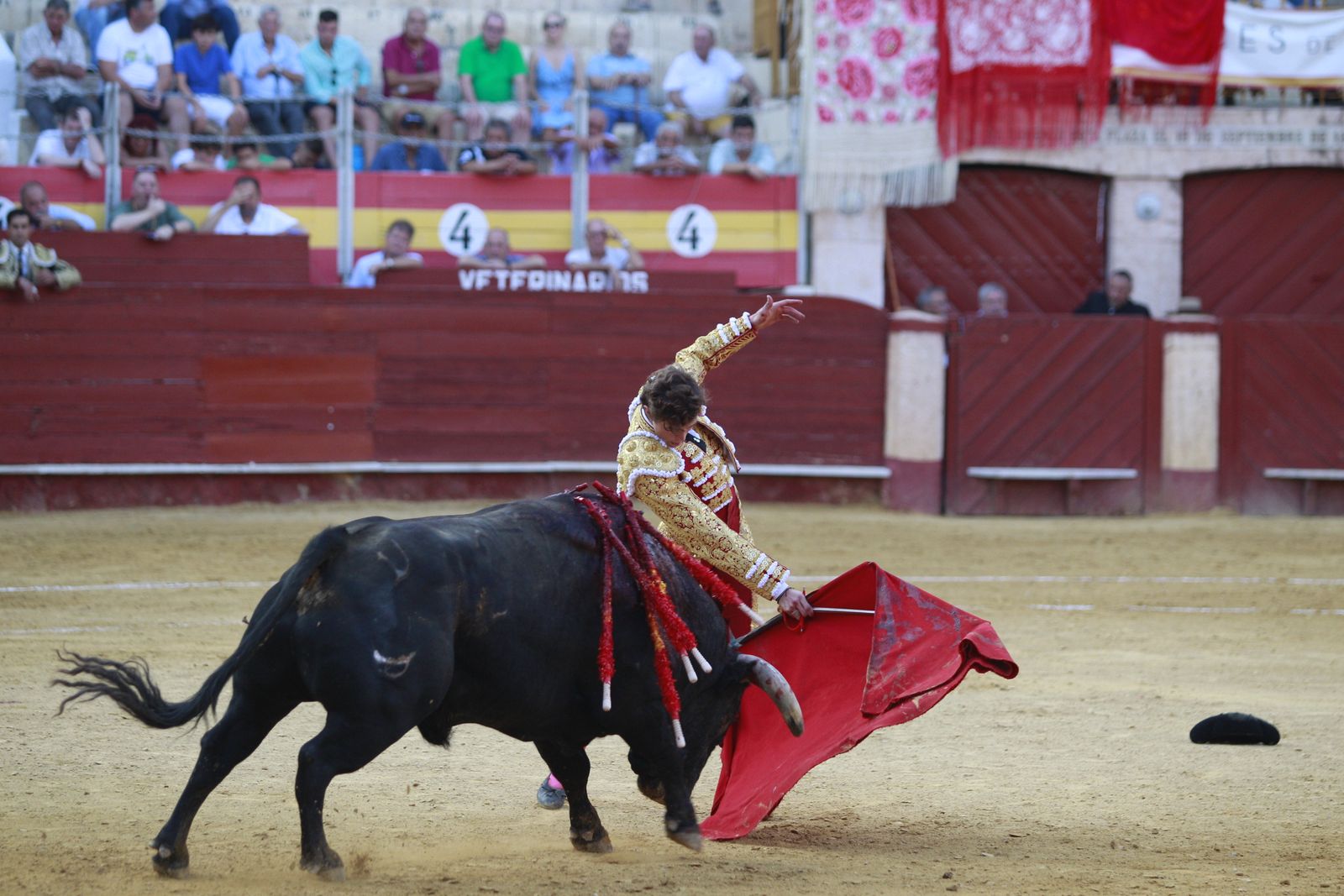 Imágenes de la corrida de toros del jueves en la Feria de Almería 2024