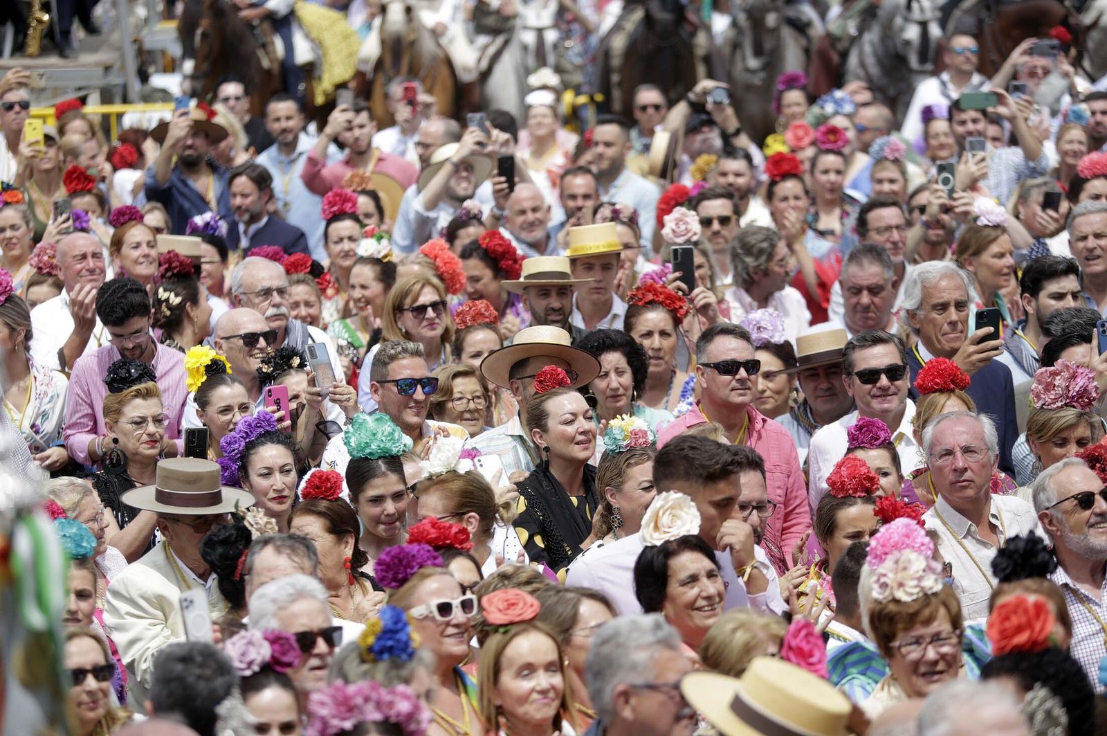 El Rocío 2023: Imágenes de ambiente y presentaciones de las Hermandades
