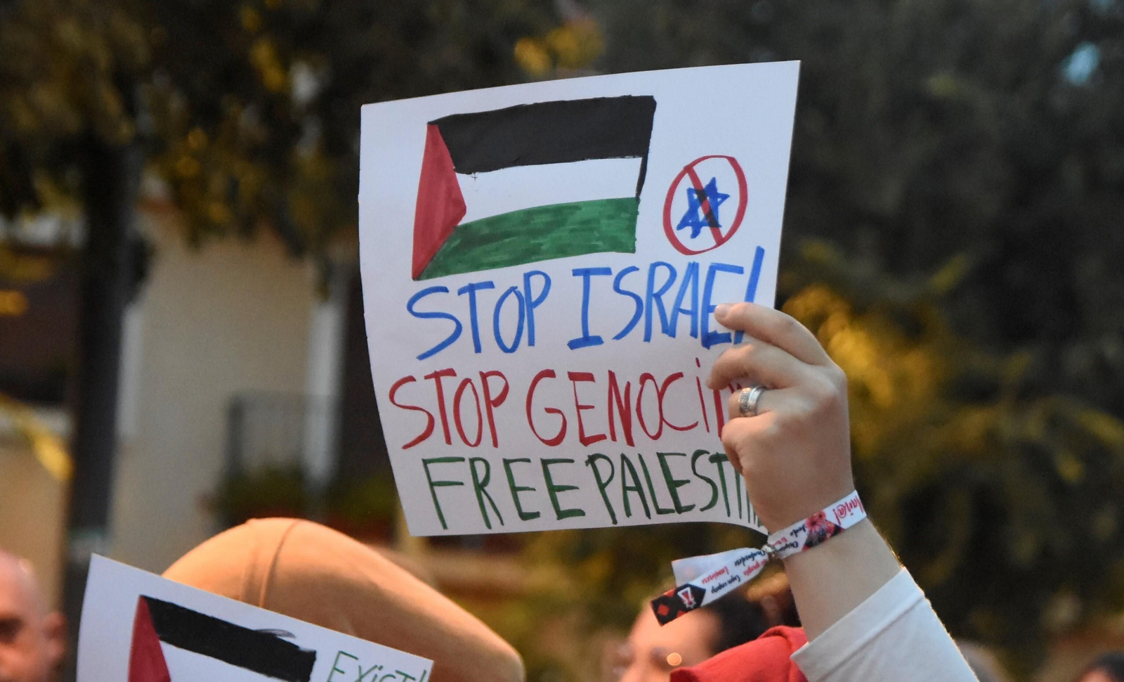 La concentración de solidaridad con Palestina en Córdoba, en imágenes