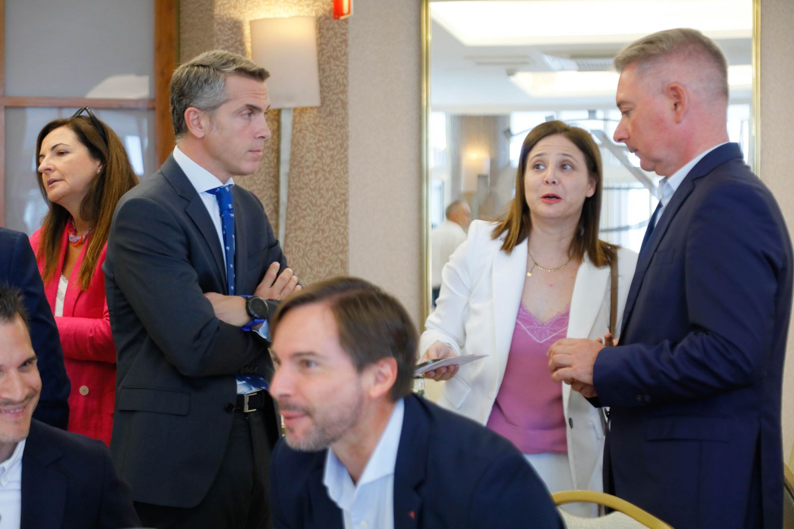 Imágenes del desayuno coloquio de Diario de Almería, con Jesús Barranco, CEO de La Unión