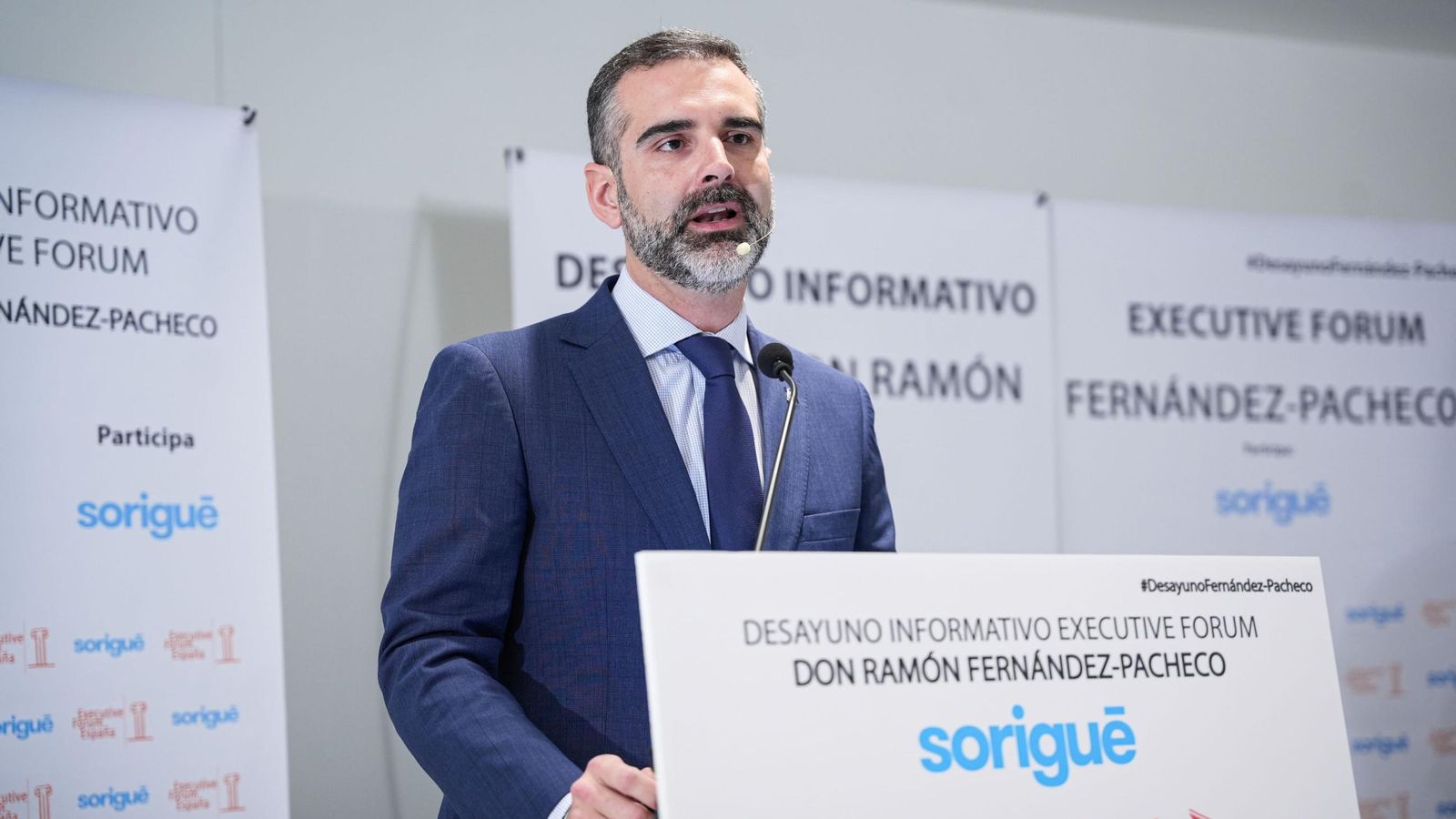 El consejero Ramón Fernández-Pacheco, en un desayuno informativo sobre recursos hídricos en Andalucía