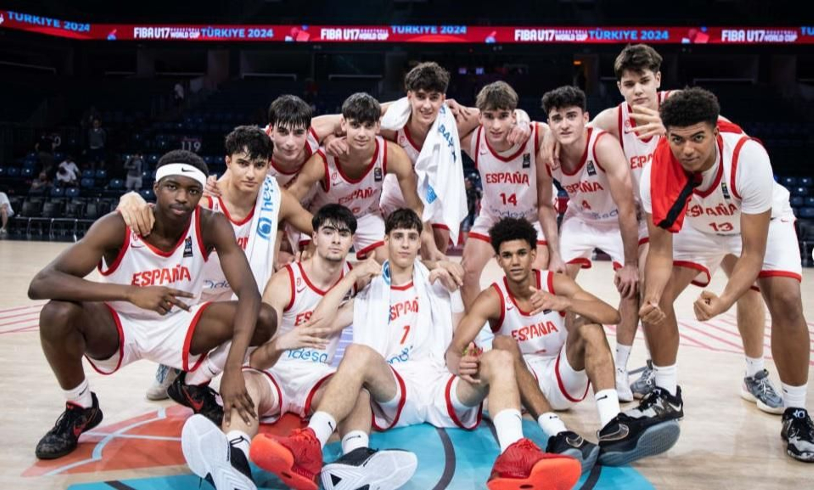 Guille del Pino, 17 puntos ante Guinea para guiar a España sub 17 a cuartos del Mundial