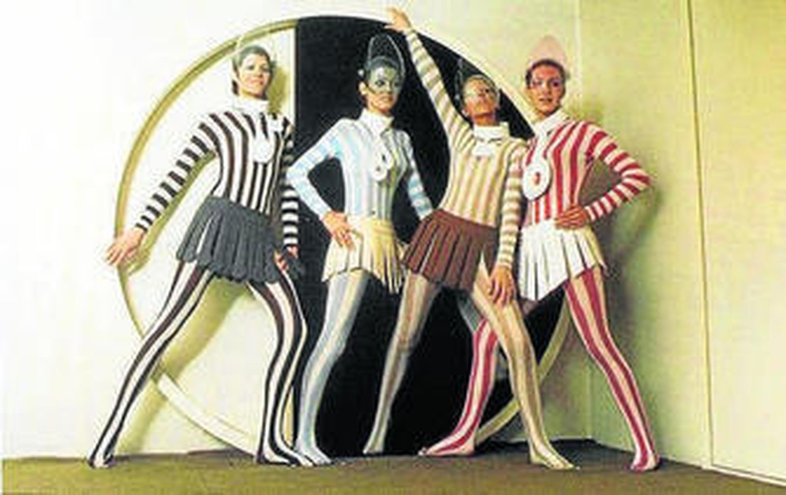 Modelos de Pierre Cardin en los años 60.