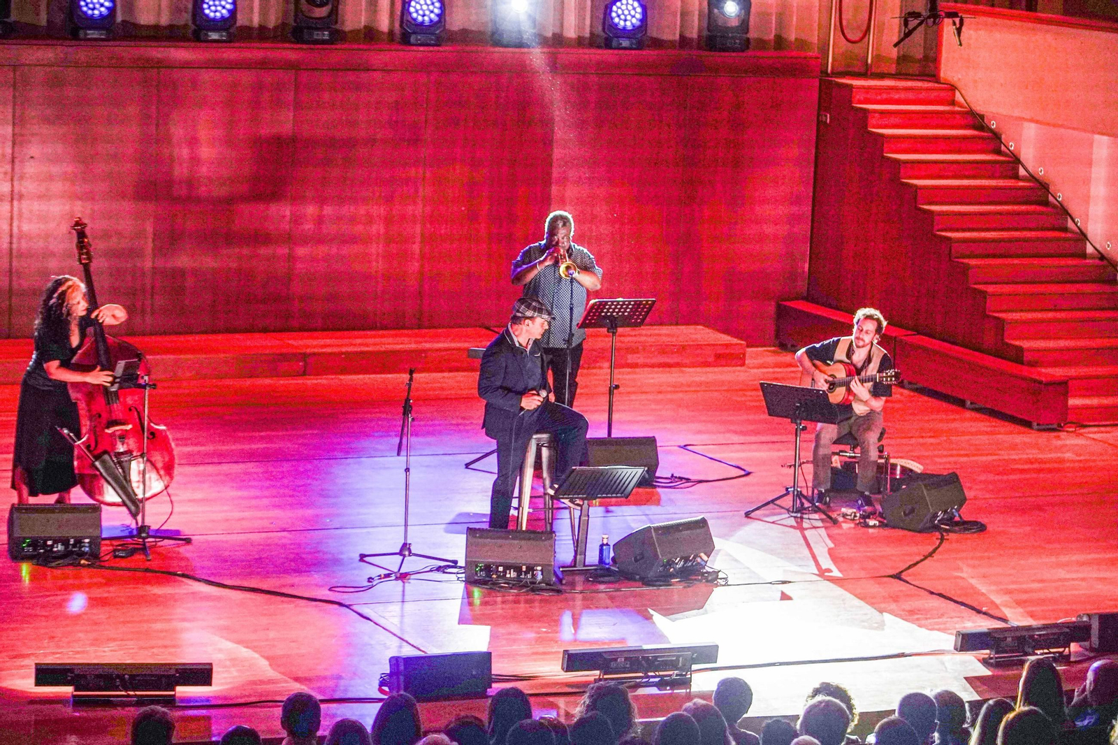 Los mejores momentos del concierto de Zenet